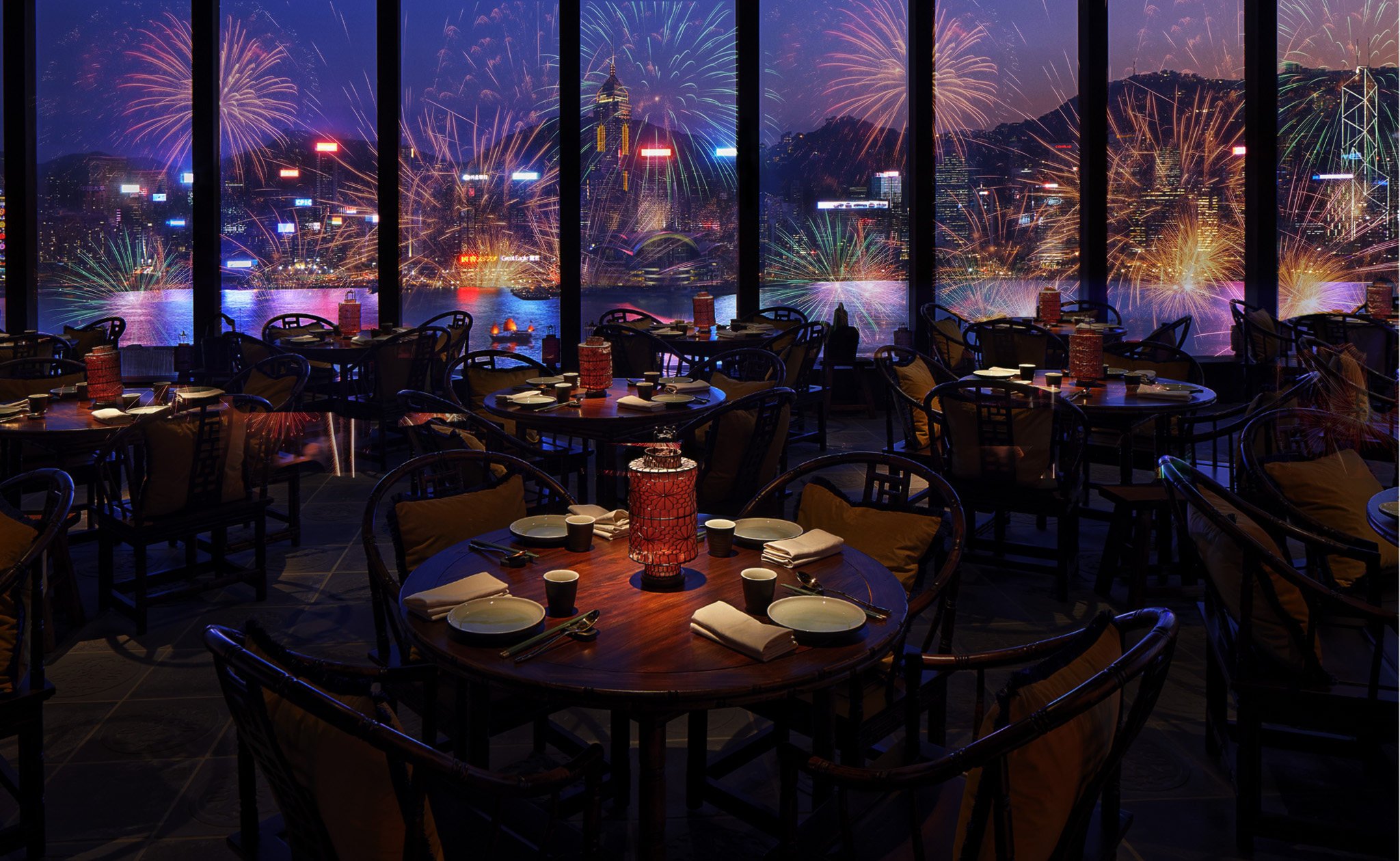 Hutong’s New Year’s Eve dinner is complete with front-row seats to the Victoria Harbour fireworks. 