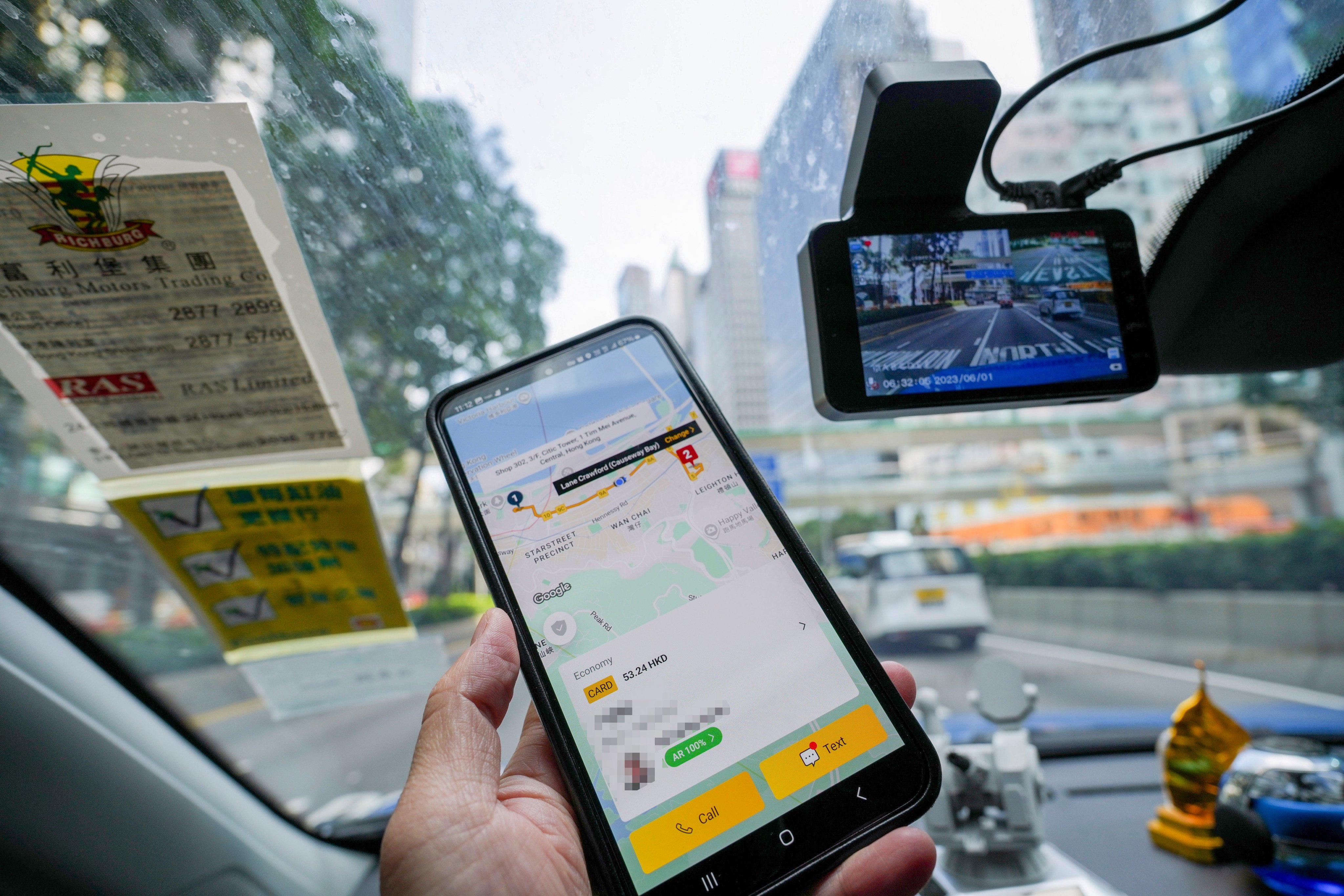 Singaporean ride-hailing service Tada recently entered the market in Hong Kong, offering zero commission for its drivers. Photo: May Tse