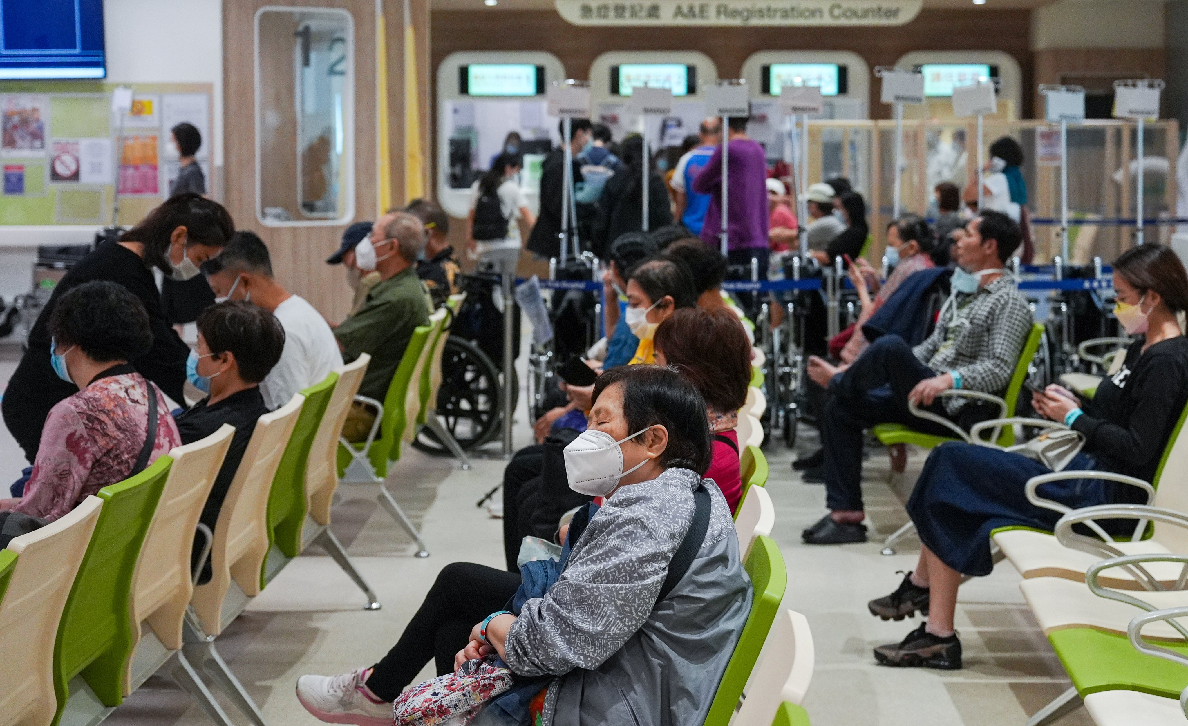 The Hospital Authority says the colder weather was one factor behind its decision to adopt special measures to cope with the surge. Photo: Eugene Lee