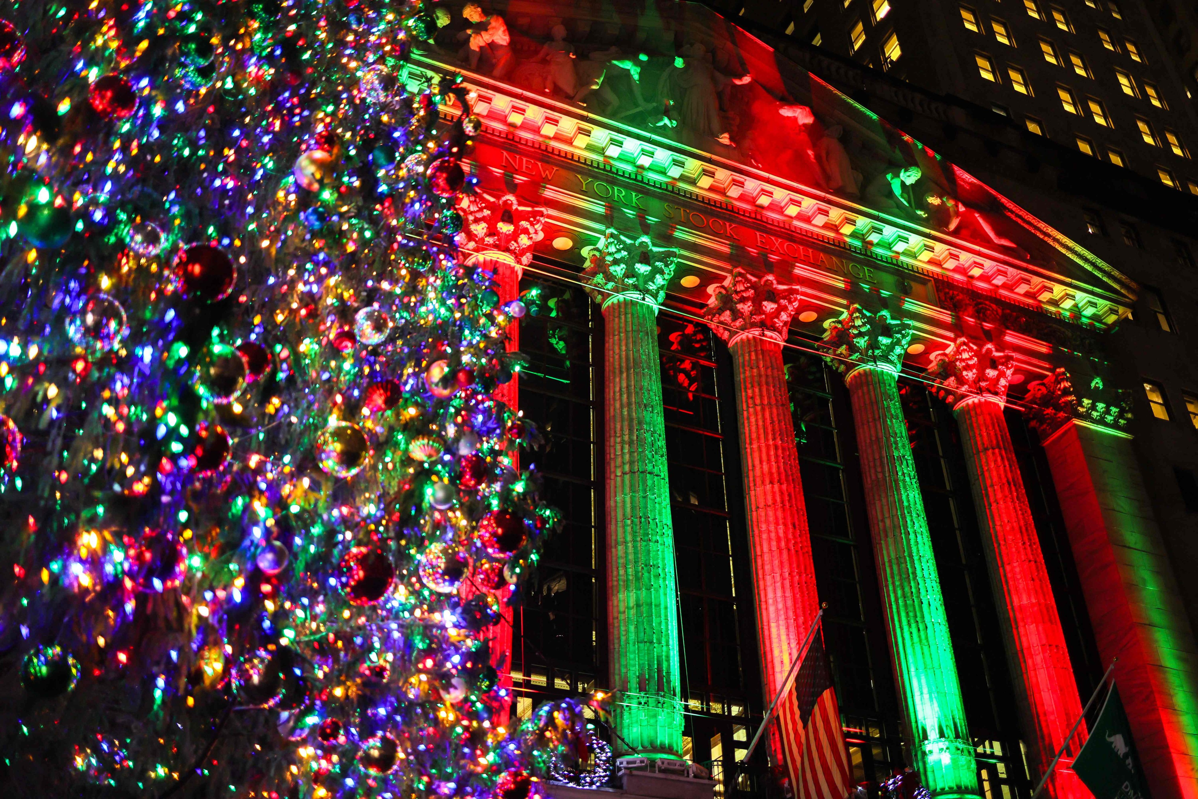 The New York Stock Exchange is decorated and lit up for the holiday season. Photo: AFP