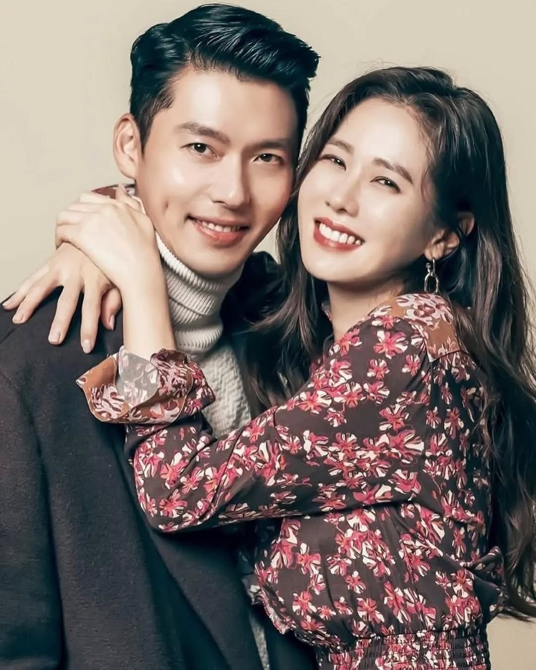 Korean actor Hyun Bin with his wife Son Ye-jin. The couple married in March 2022 and had their son in November the same year. Photo: Instagram/hyunbinactor