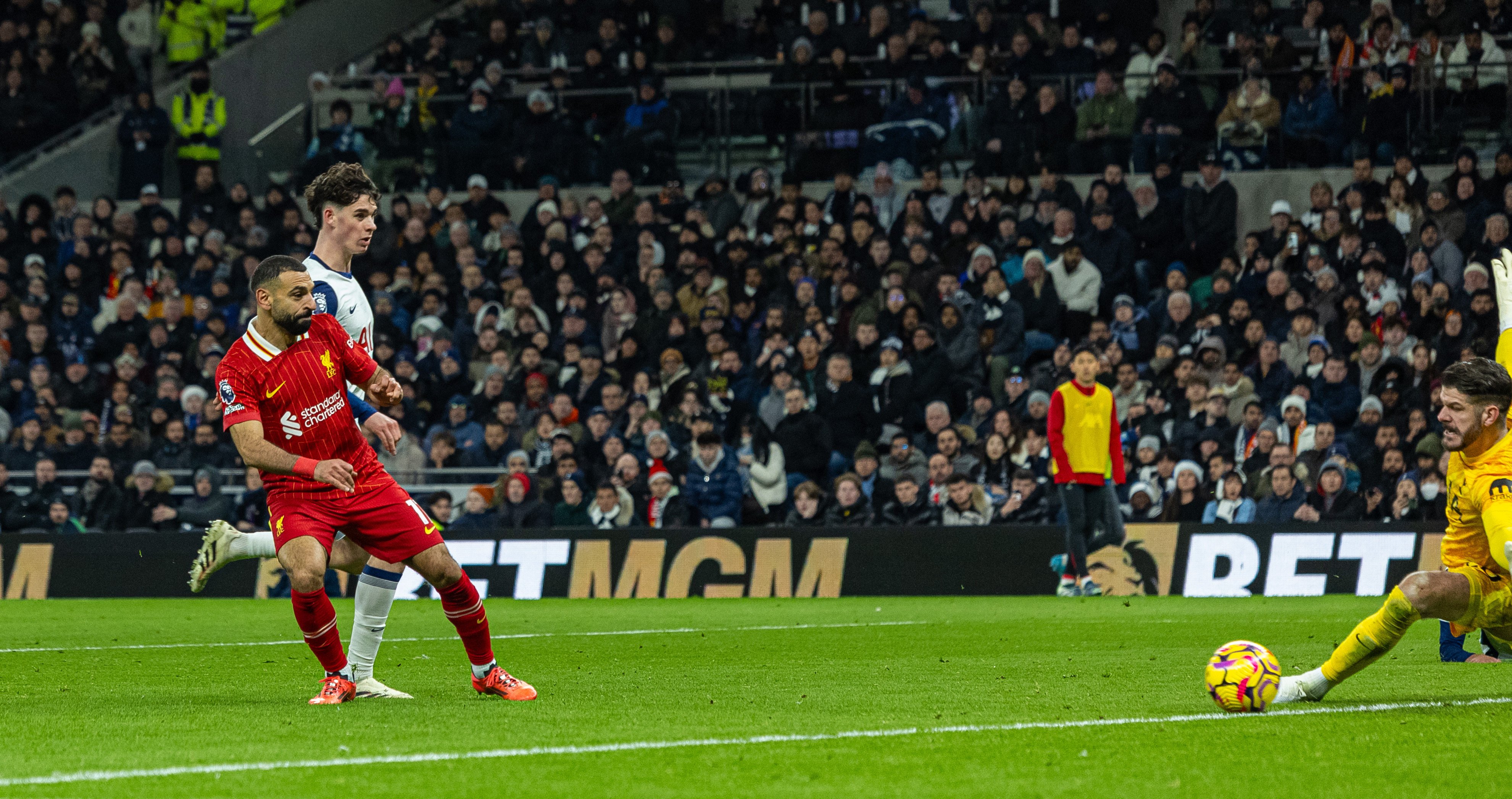 Liverpool’s Mohamed Salah (left), scoring his side’s fifth goal against Spurs, is the first player in EPL history to hit double figures in goals and assists before Christmas. Photo: Xinhua