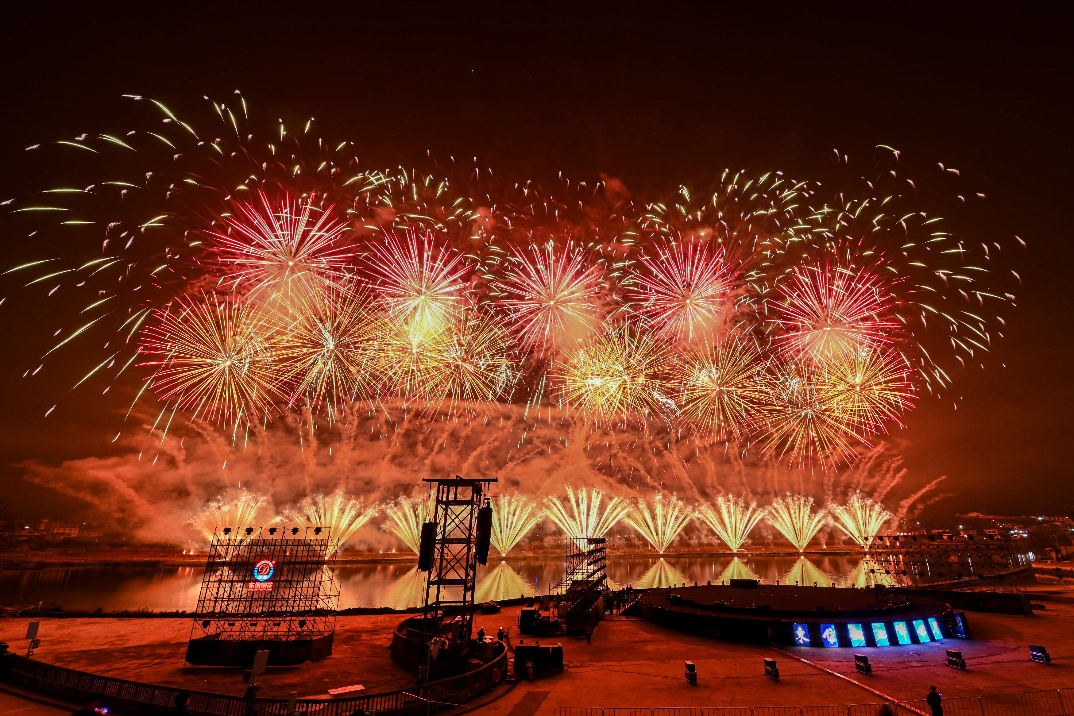 Thousands of spectators gathered to watch drones and fireworks light up the sky over the Liuyang Sky Theatre in Liuyang, Hunan province, on Saturday. Photo: Getty Images