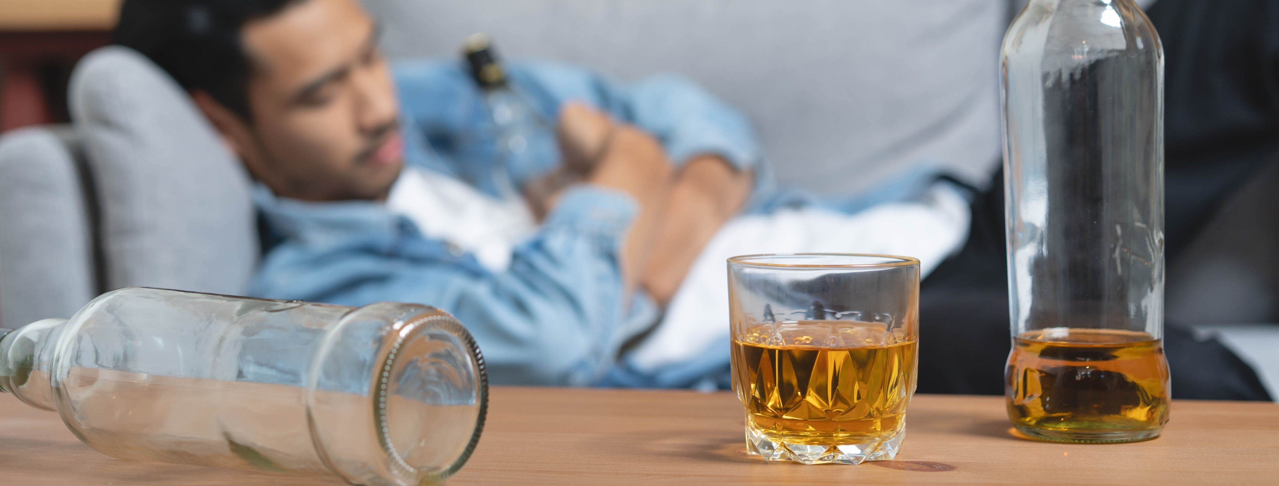 The best way to prevent a hangover is to limit the amount you drink. Photo: Shutterstock