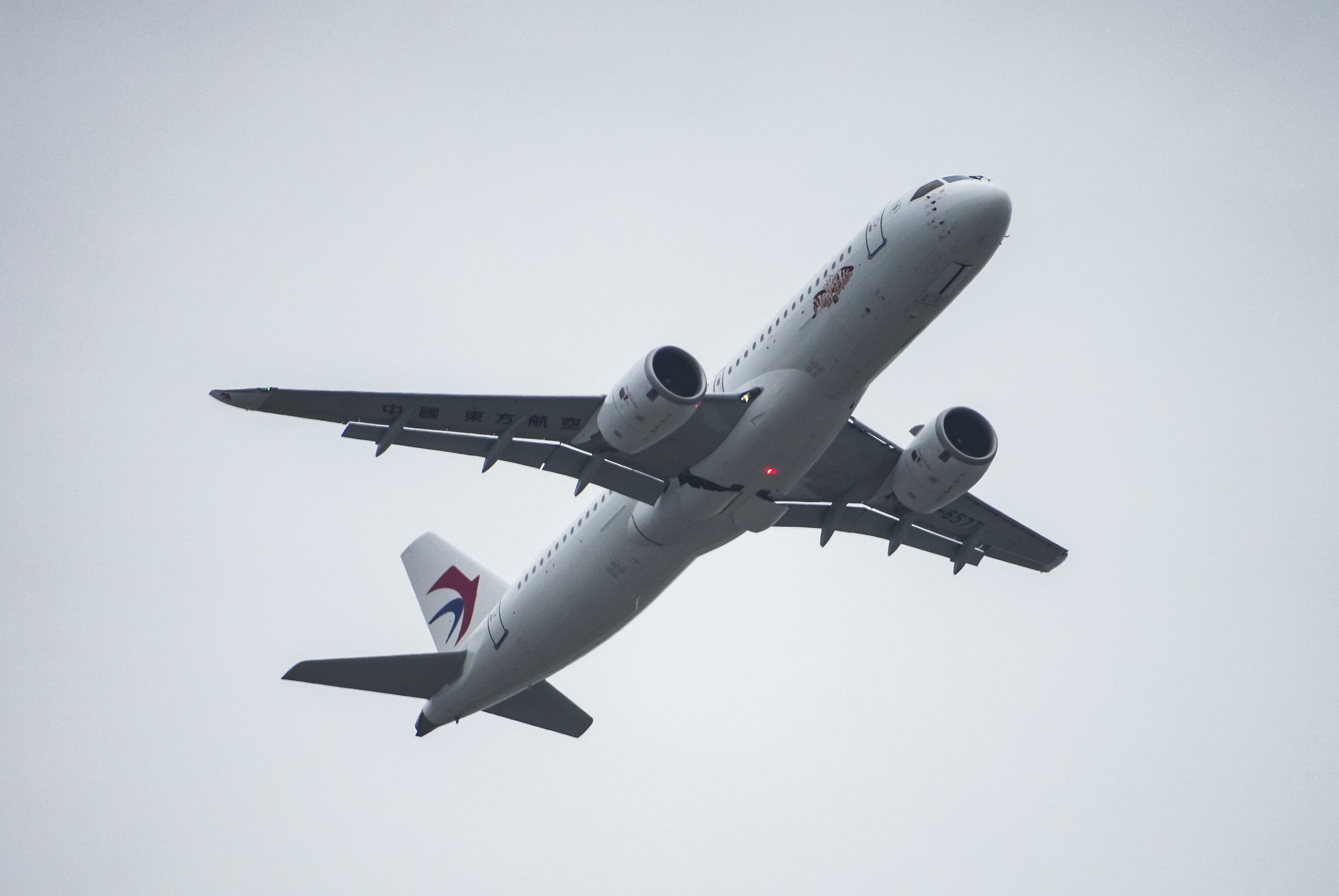 The C919, China’s first domestically developed narrowbody passenger jet, takes flight at Hong Kong International Airport, marking the plane’s first day of commercial scheduled flights outside the mainland. Photo: Eugene Lee