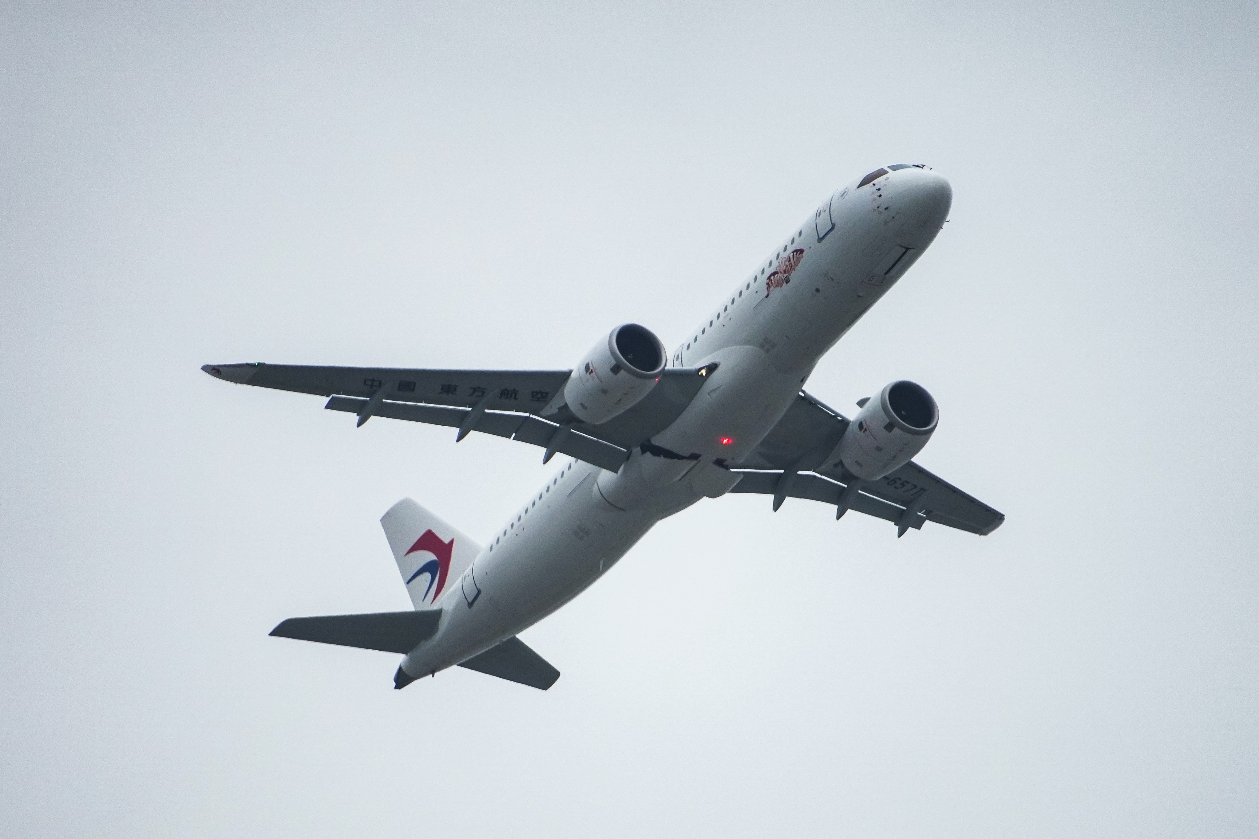 The C919, China’s first domestically developed narrowbody passenger jet, takes off in Hong Kong. Photo: SCMP