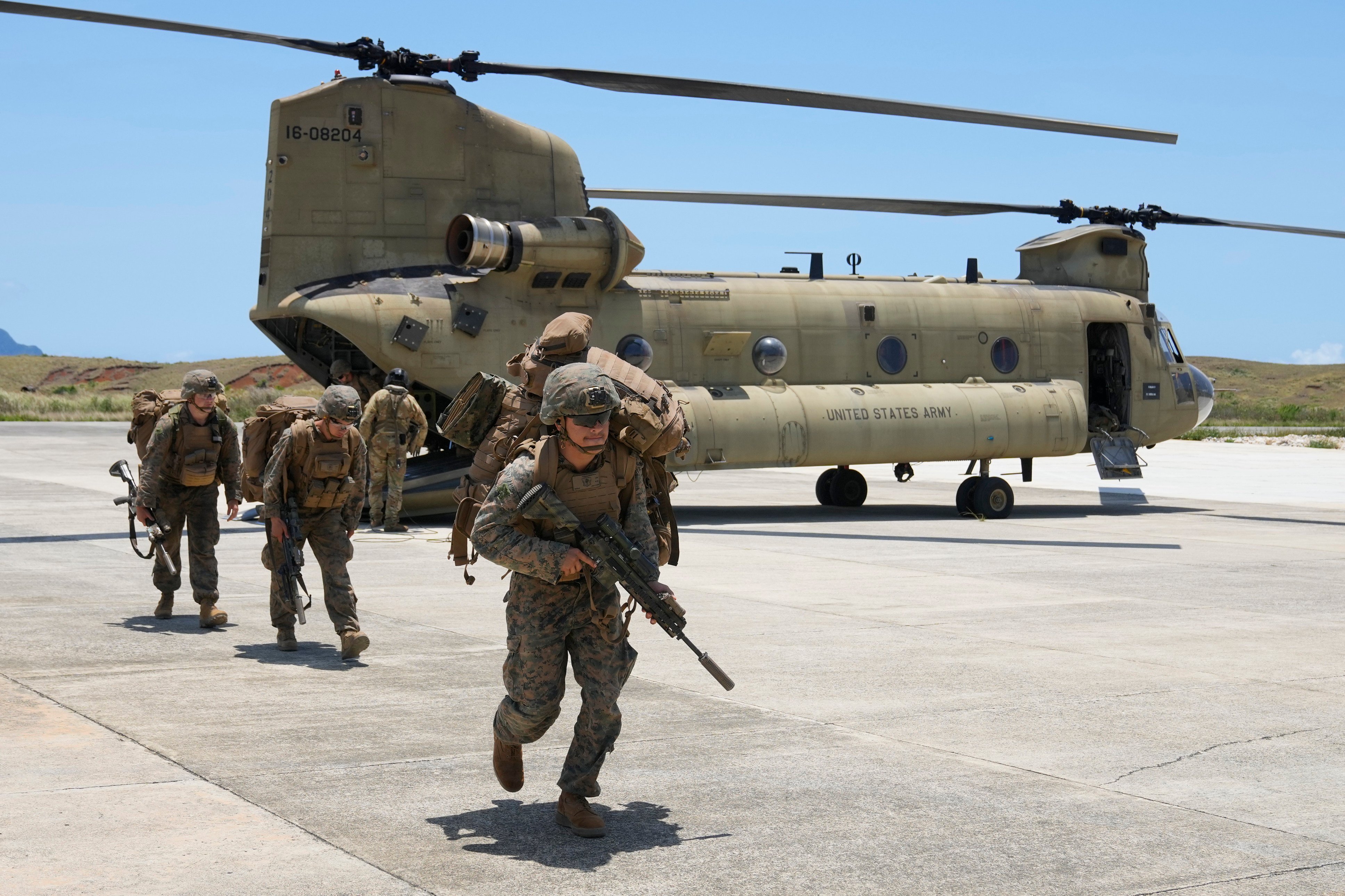 US troops alight from a Chinook helicopter at the Philippines’ northernmost island of Itbayat during a joint military exercise in May last year. Photo: AP