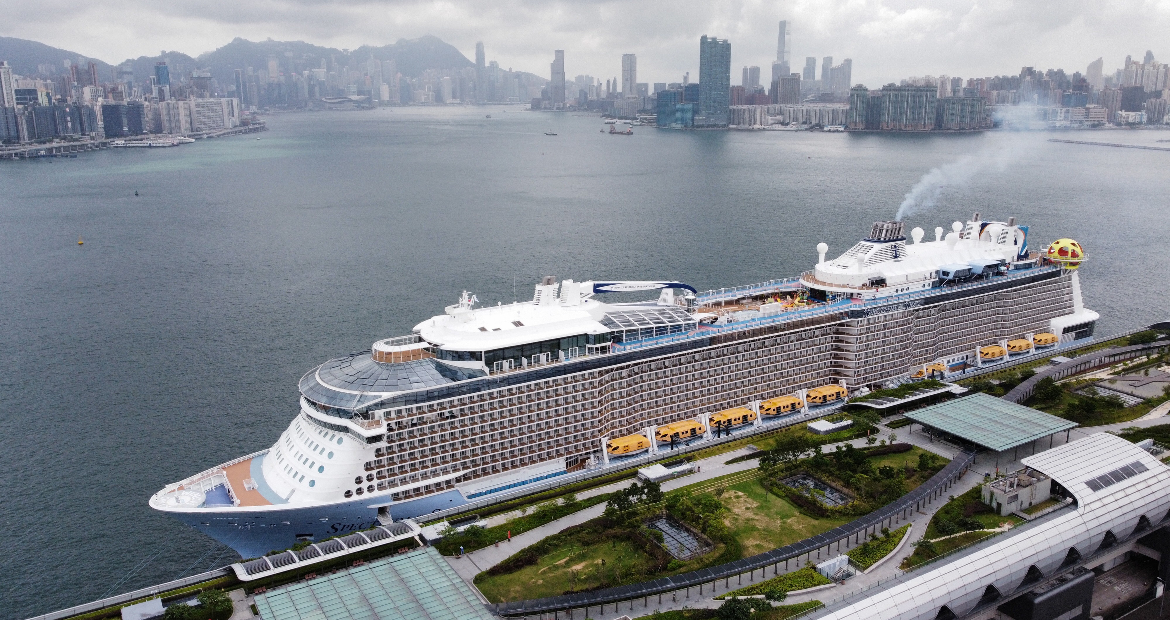 The Royal Caribbean’s Spectrum of the Seas arrives in Hong Kong in 2021. Photo: Martin Chan