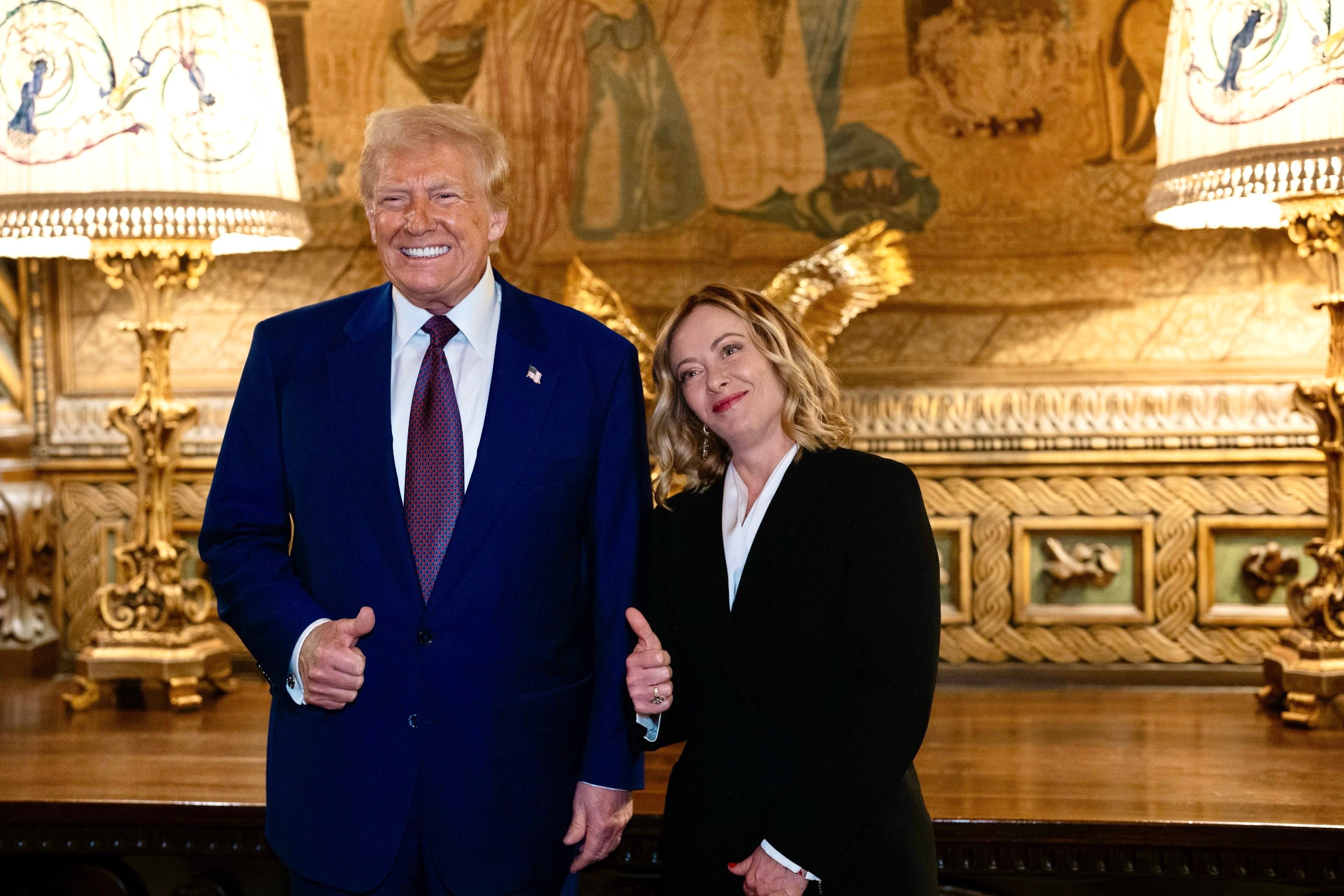 Italian Prime Minister Giorgia Meloni, right, with US president-elect Donald Trump at his Mar-a-Lago resort in Palm Beach, Florida at the weekend. Photo: Filippo Attili / Chigi Palace Press Office Handout / EPA-EFE