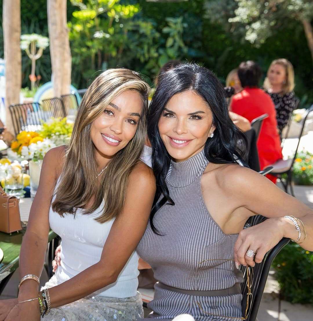 October Gonzalez is close friends with Lauren Sánchez, her NFL husband Tony Gonzalez’s ex. Photo: @octobergonz/Instagram