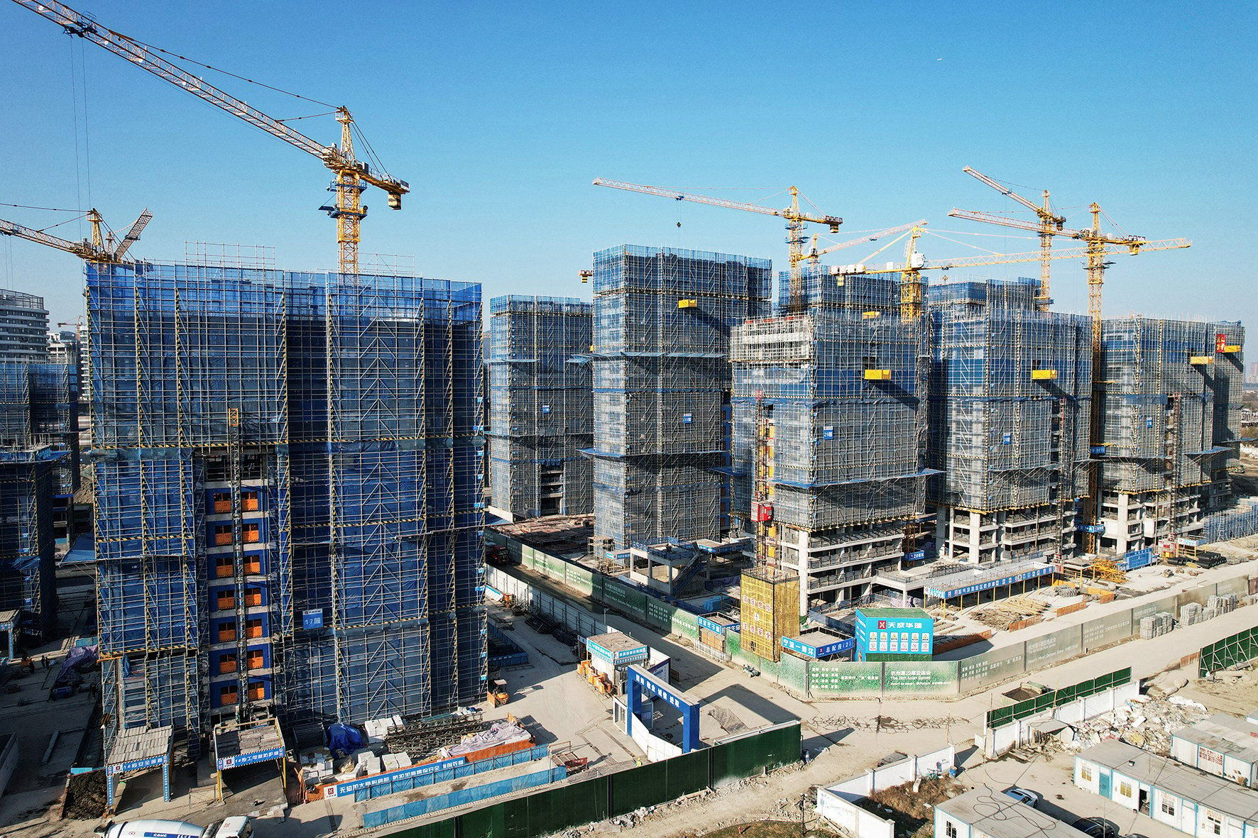 Vanke residential buildings under construction in Hangzhou, China. Photo: AFP 