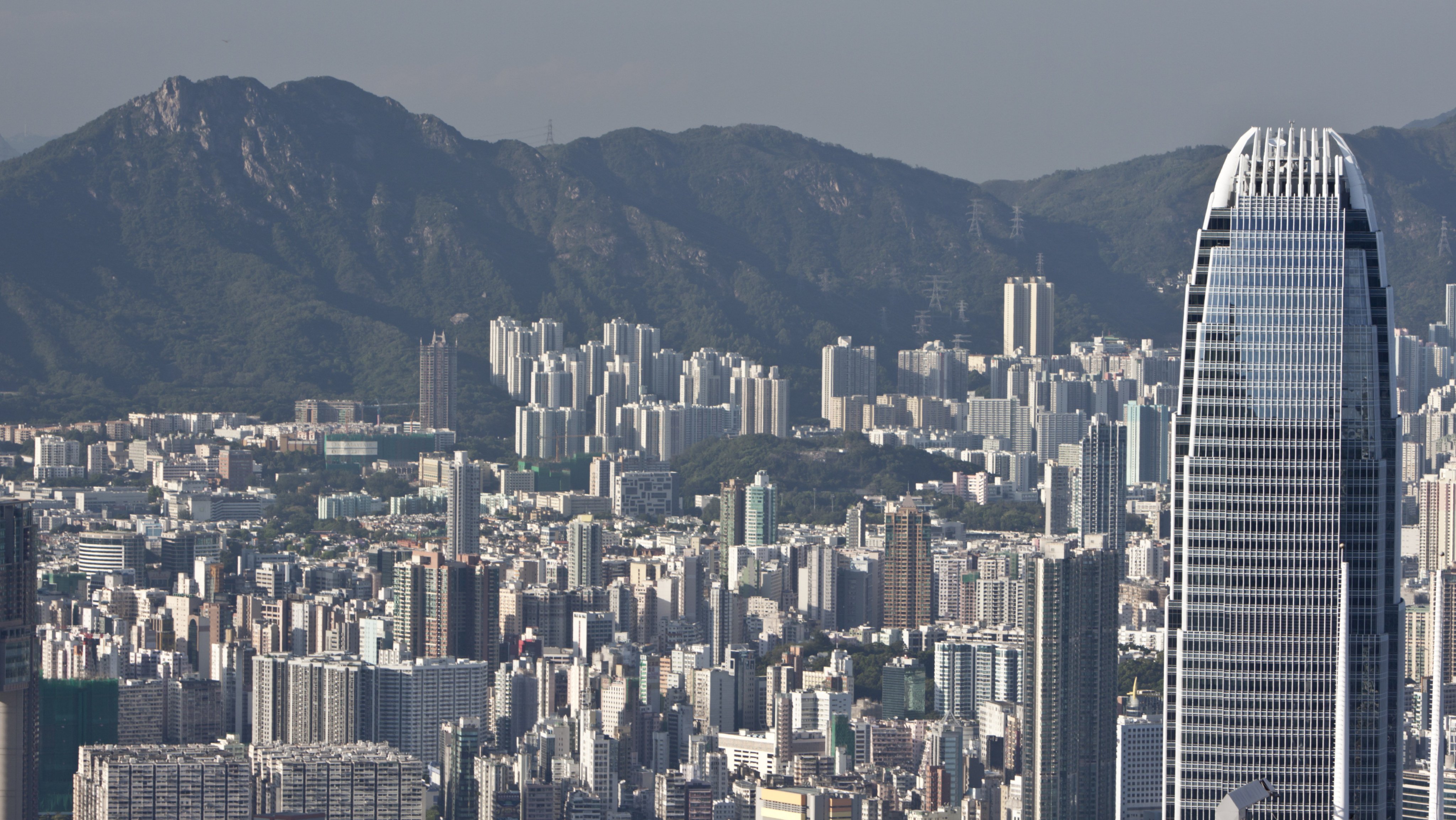 Efforts are being made to boost Hong Kong’s role as an offshore yuan financing centre. Photo: Shutterstock