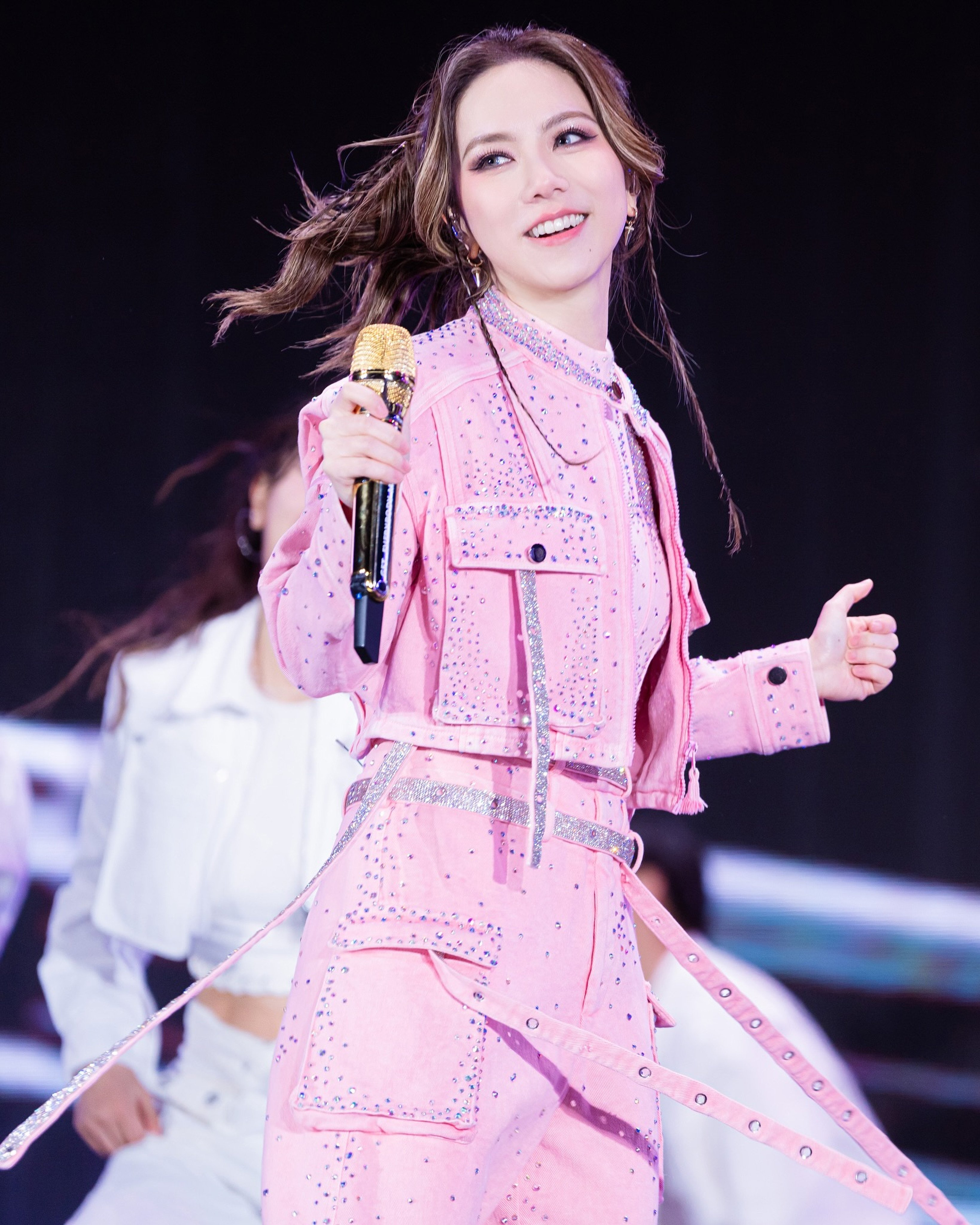 G.E.M. performing during her I Am Gloria world tour. Photo: Facebook/G.E.M.