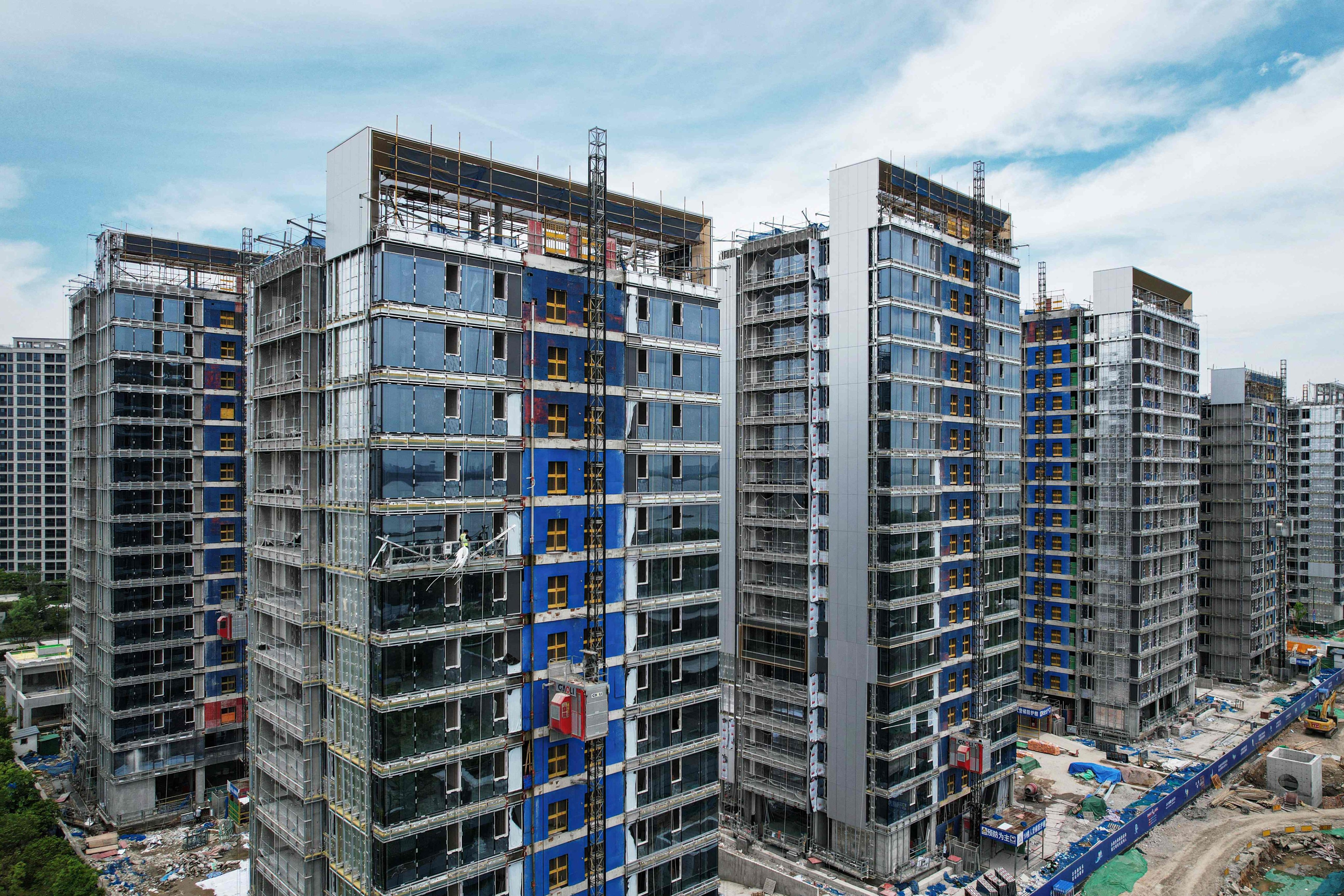 A picture taken on May 9, 2024, shows residential buildings under construction by Chinese real estate developer Vanke in Hangzhou, in eastern China’s Zhejiang province. Photo: AFP