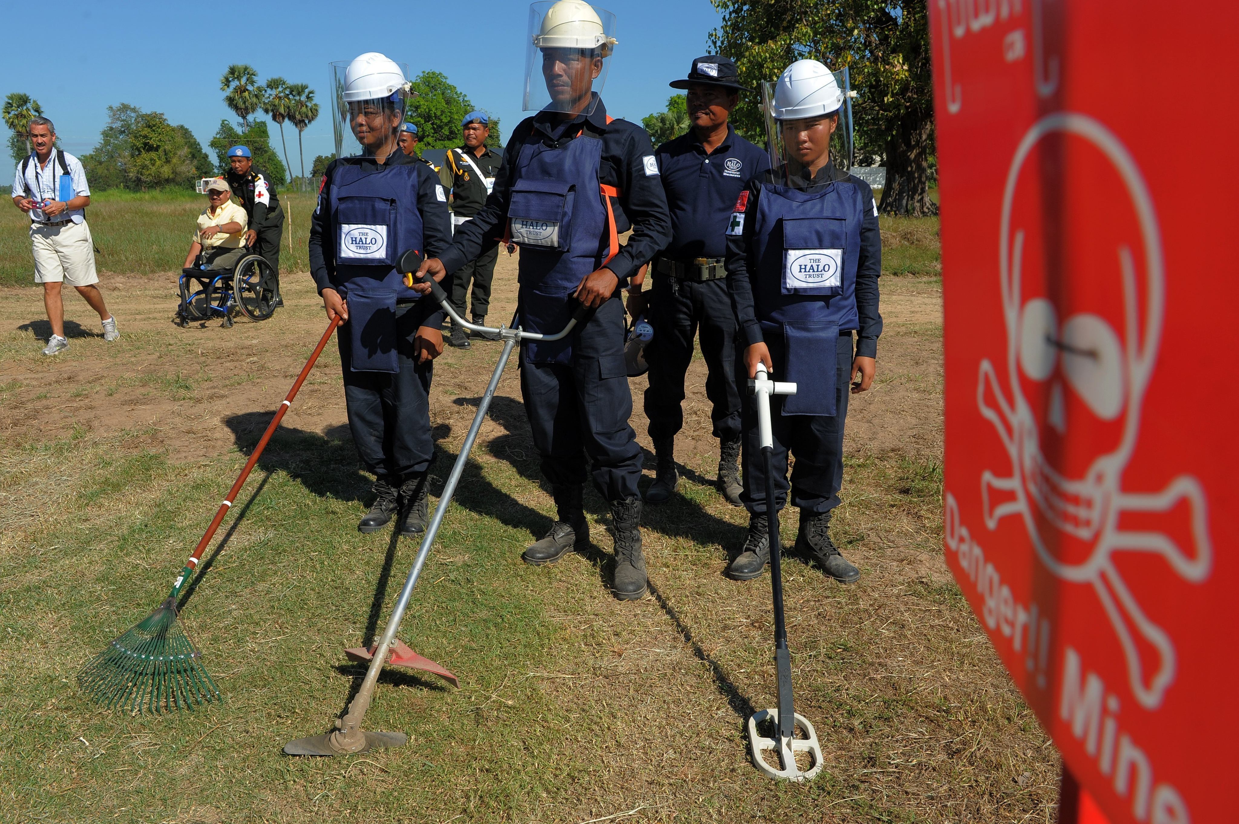 Cambodian deminers demonstrate techniques at the Training and Mine Unexploded Ordnance Clearance Center (TMCC) in Oudong, north of Phnom Penh, Cambodia, in 2011. Photo: AFP