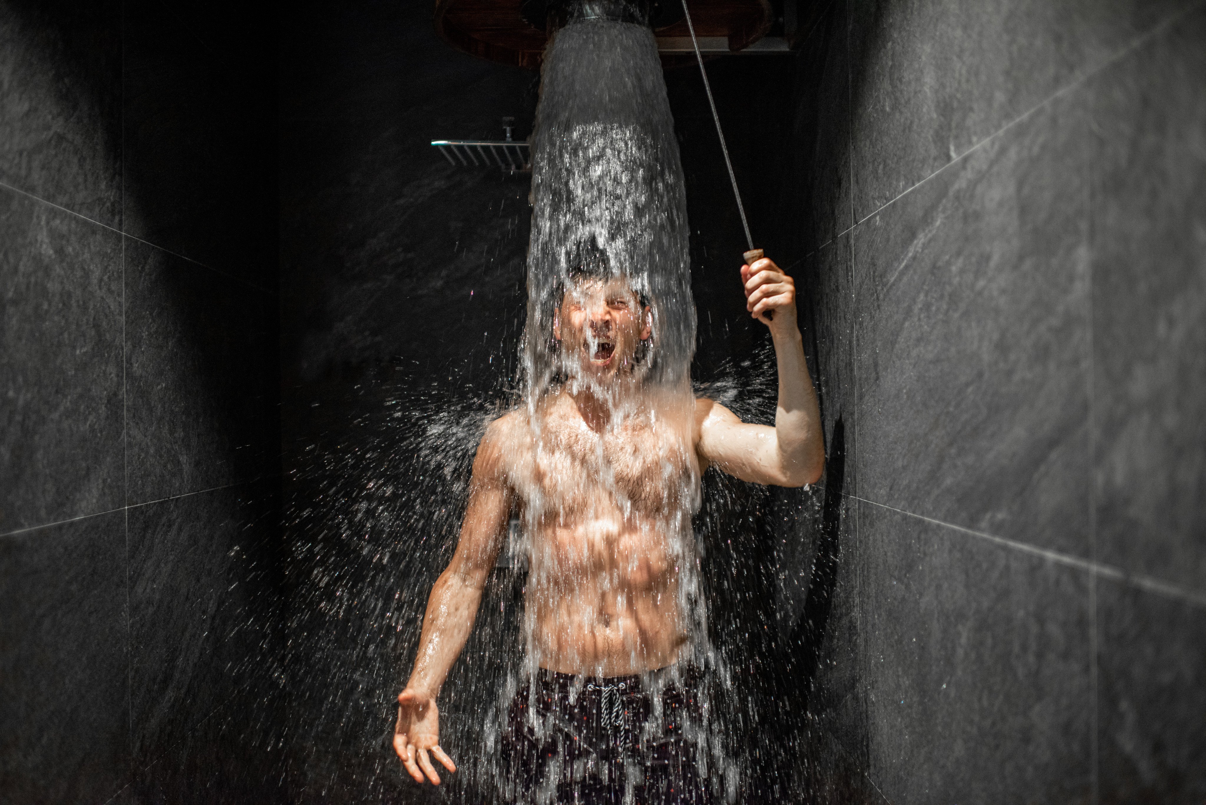 Taking a cold shower after a sauna session isn’t necessary. Photo: Shutterstock