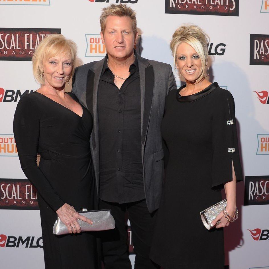 Rascal Flatts frontman Gary LeVox is celebrating the 25th anniversary of his marriage to Tara Vernon. Photo: @garylevox/Instagram