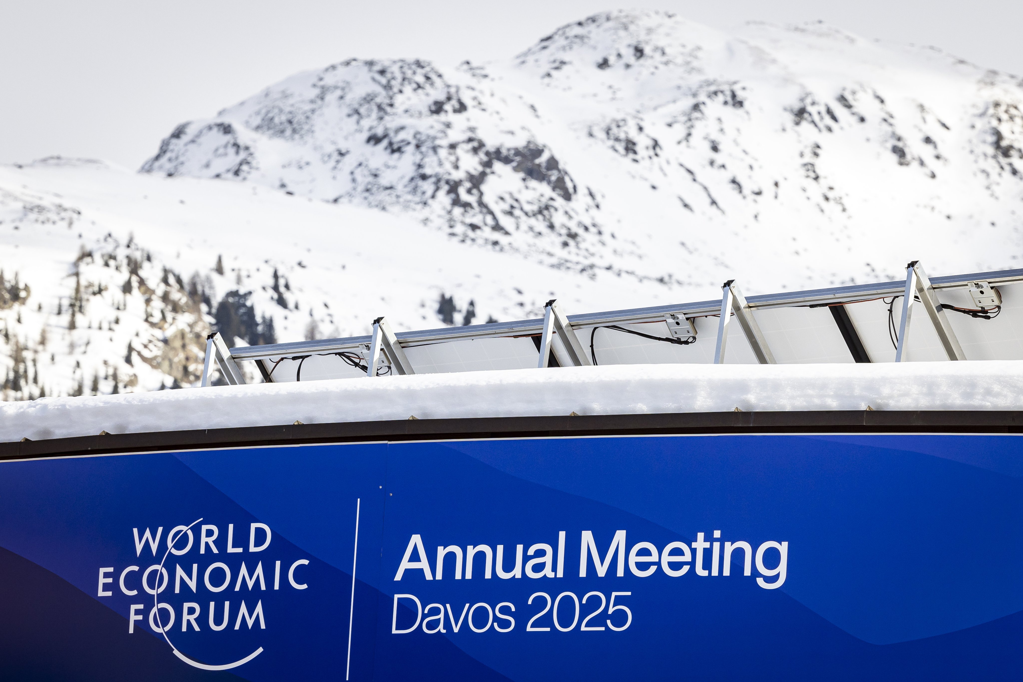 Entrepreneurs, scientists, corporate executives and political leaders are gathering in Davos, Switzerland from January 20 to 24 for the World Economic Forum annual meeting. Photo: EPA-EFE 