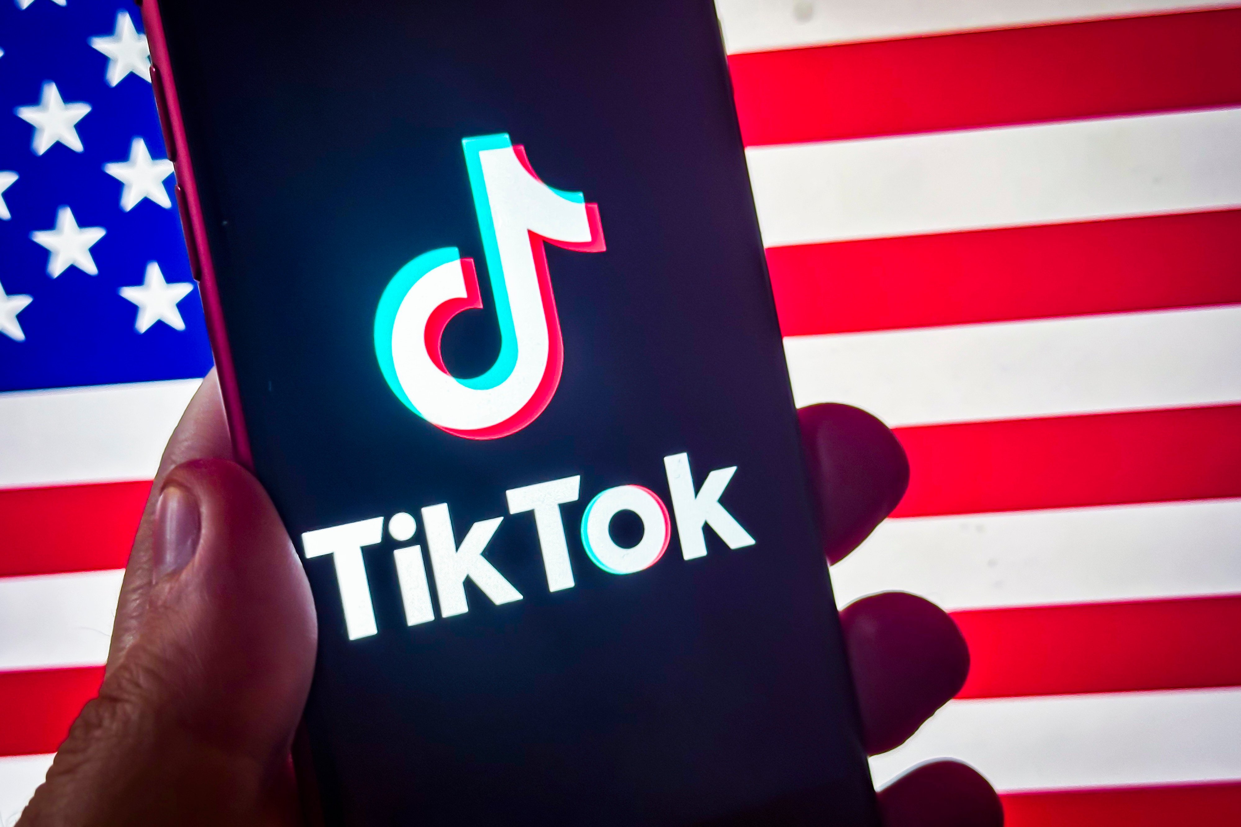 TikTok went dark on Saturday but came back online hours later. Photo illustration: dpa