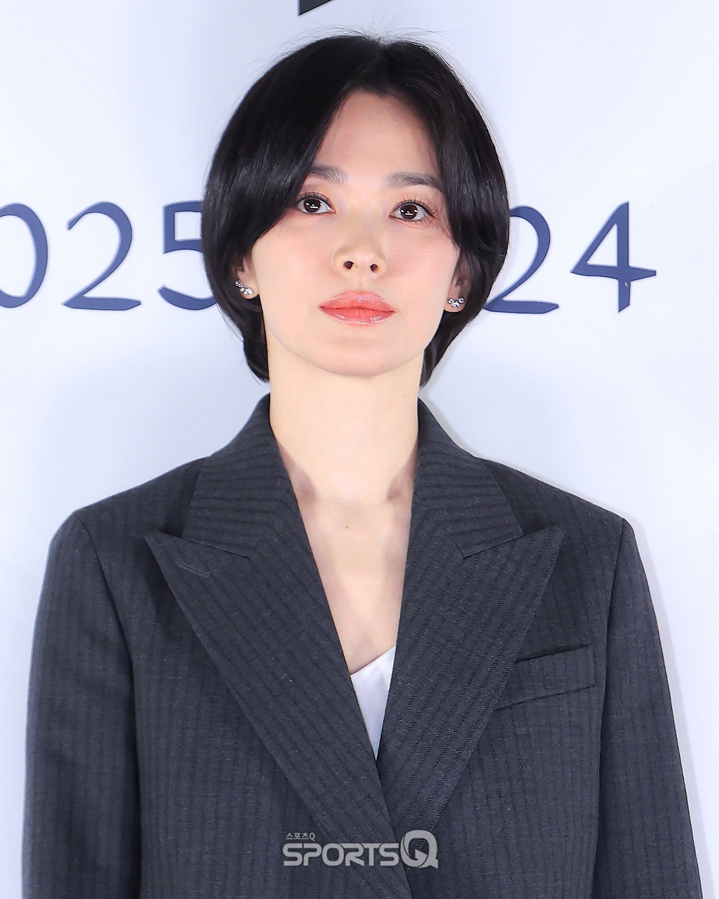 Korean actress Song Hye-kyo at the launch of her new film, Dark Nuns, co-starring Jeon Yeo-been and Lee Jin-wook. Photo: Instagram/enykajol