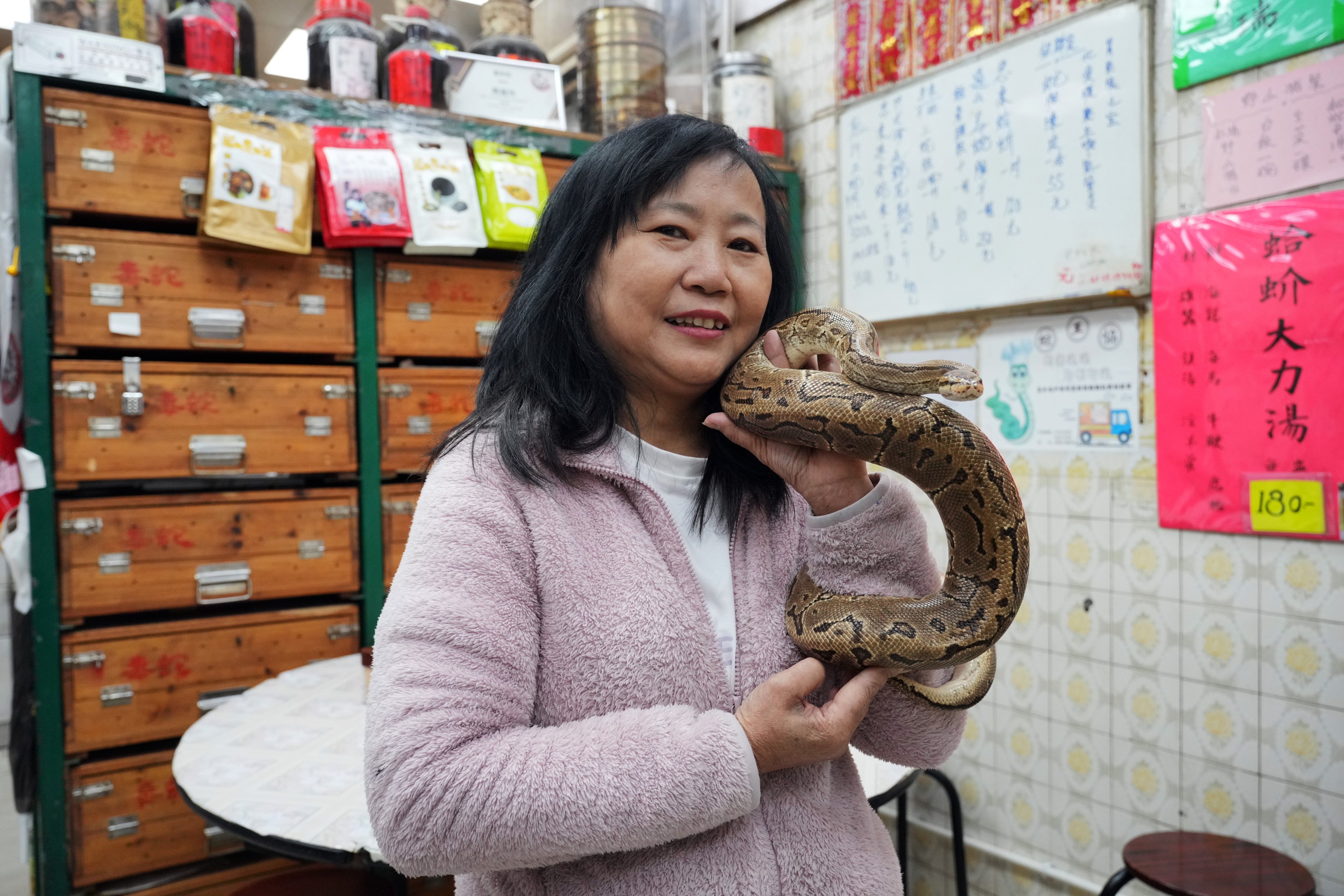 Chau Ka-ling owns Shia Wong Hip snake eatery. Photo: May Tse