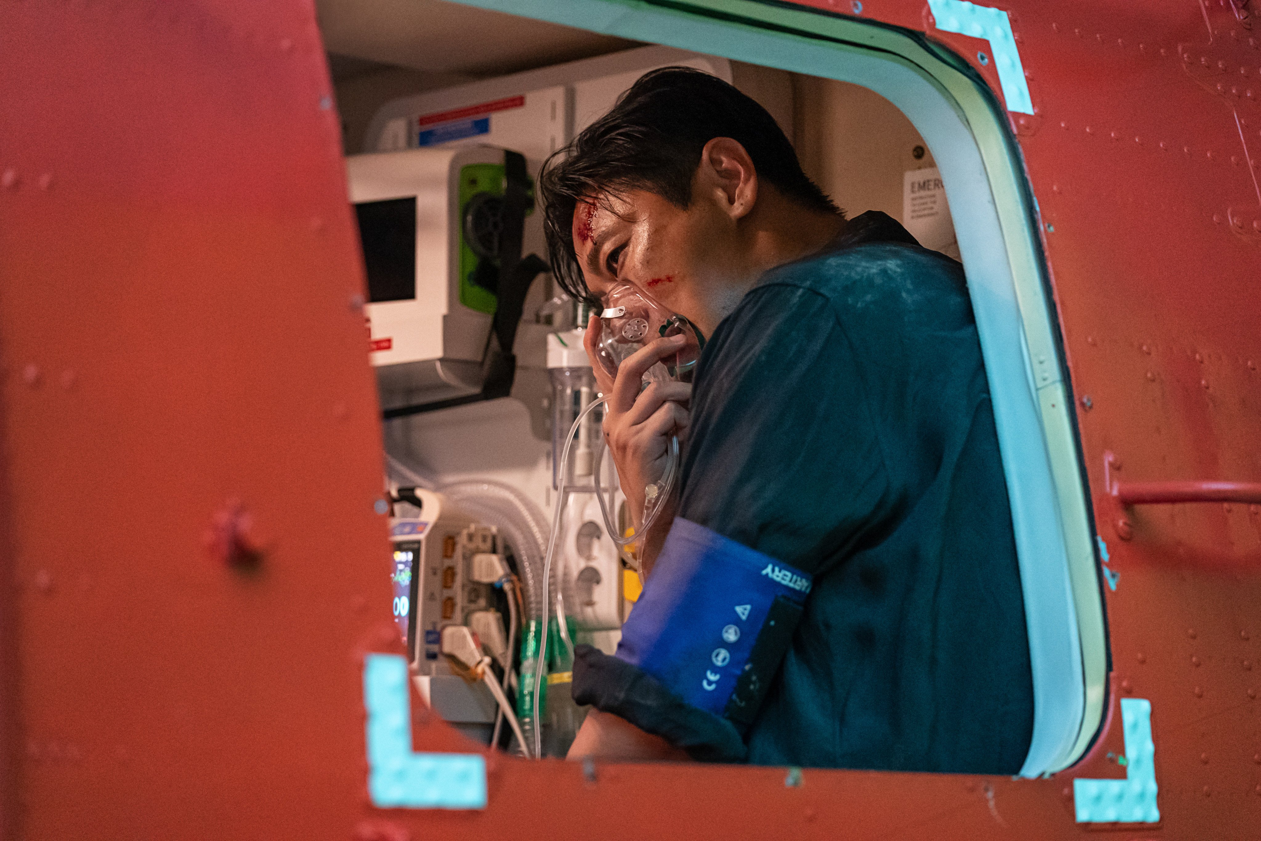 Ju Ji-hoon in a still from The Trauma Code: Heroes on Call. Photo: Netflix