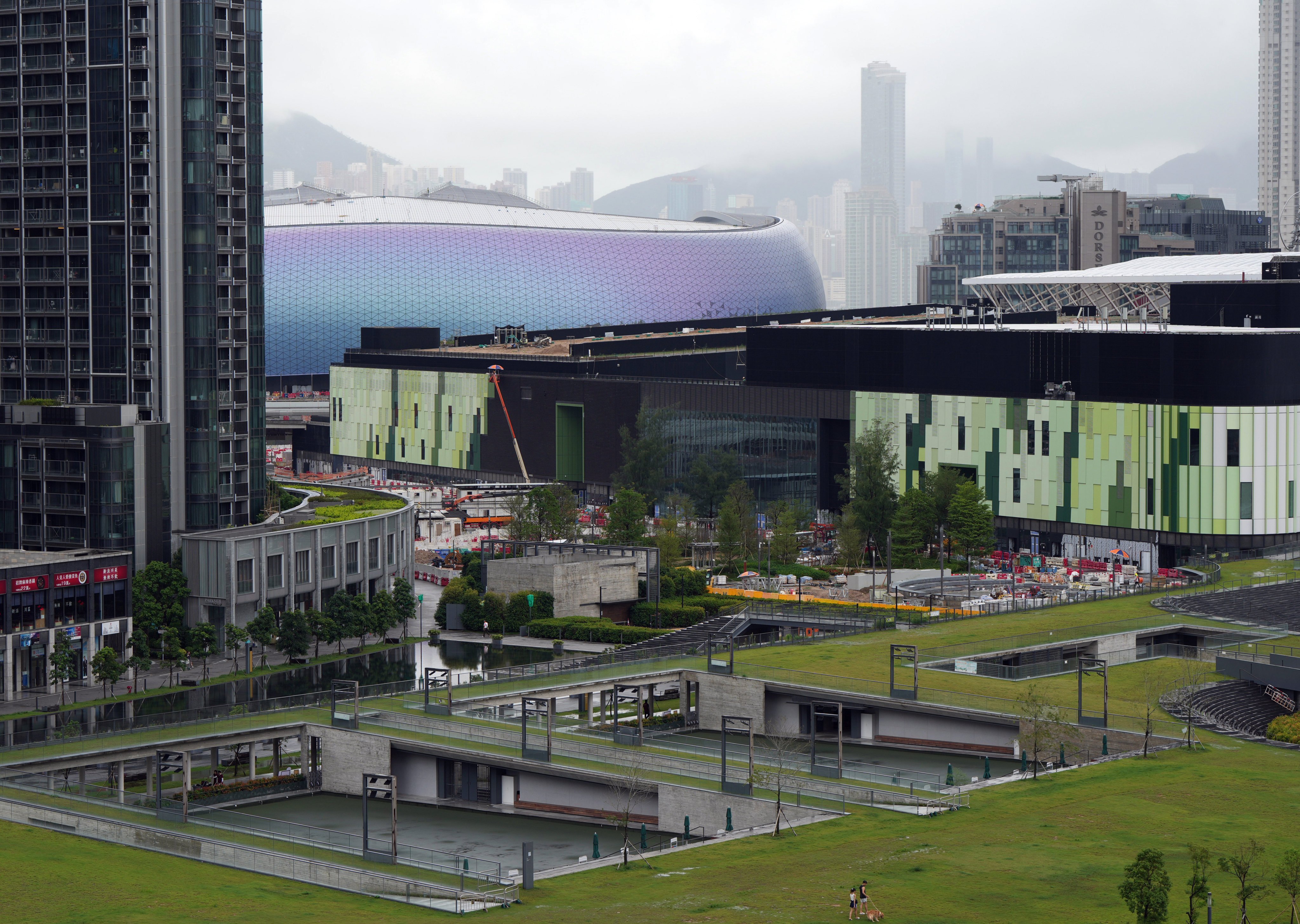 Kai Tak Sports Park’s indoor arena (pictured in front of the main stadium) offers Hong Kong a new snooker venue. Photo: Sam Tsang