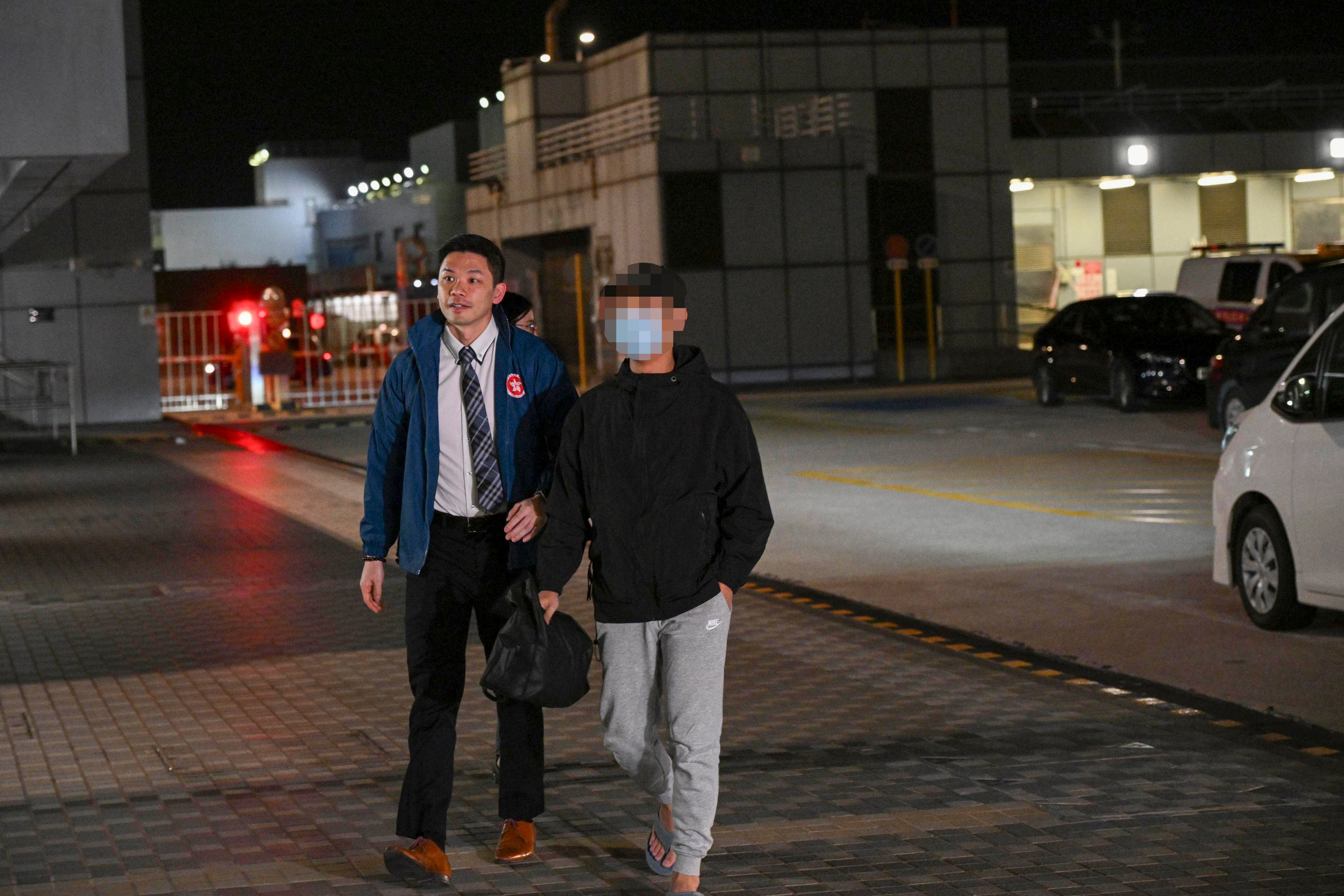 The man (right) held captive at a scam farm since October has returned to Hong Kong. Photo: Handout
