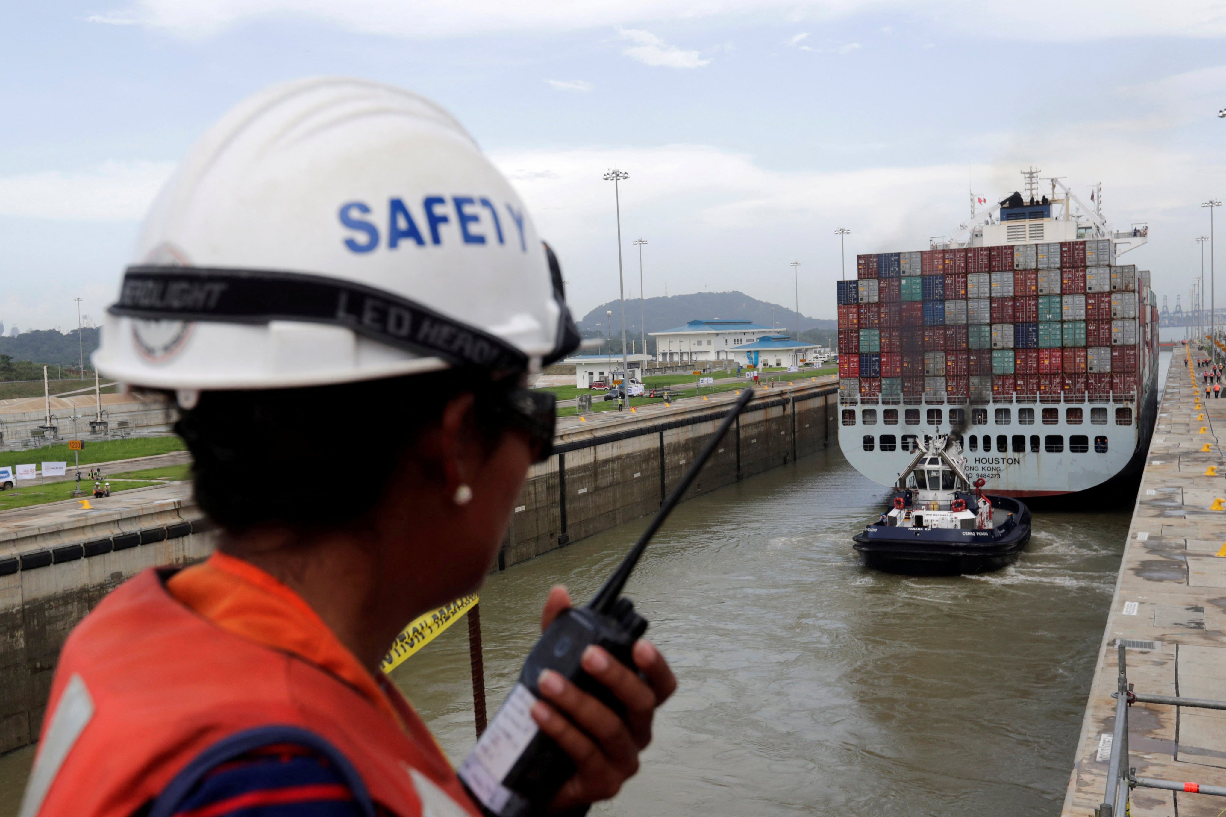 A container ship navigates through Panama Canal locks in Cocoli, on the outskirts of Panama City. Photo: Reuters