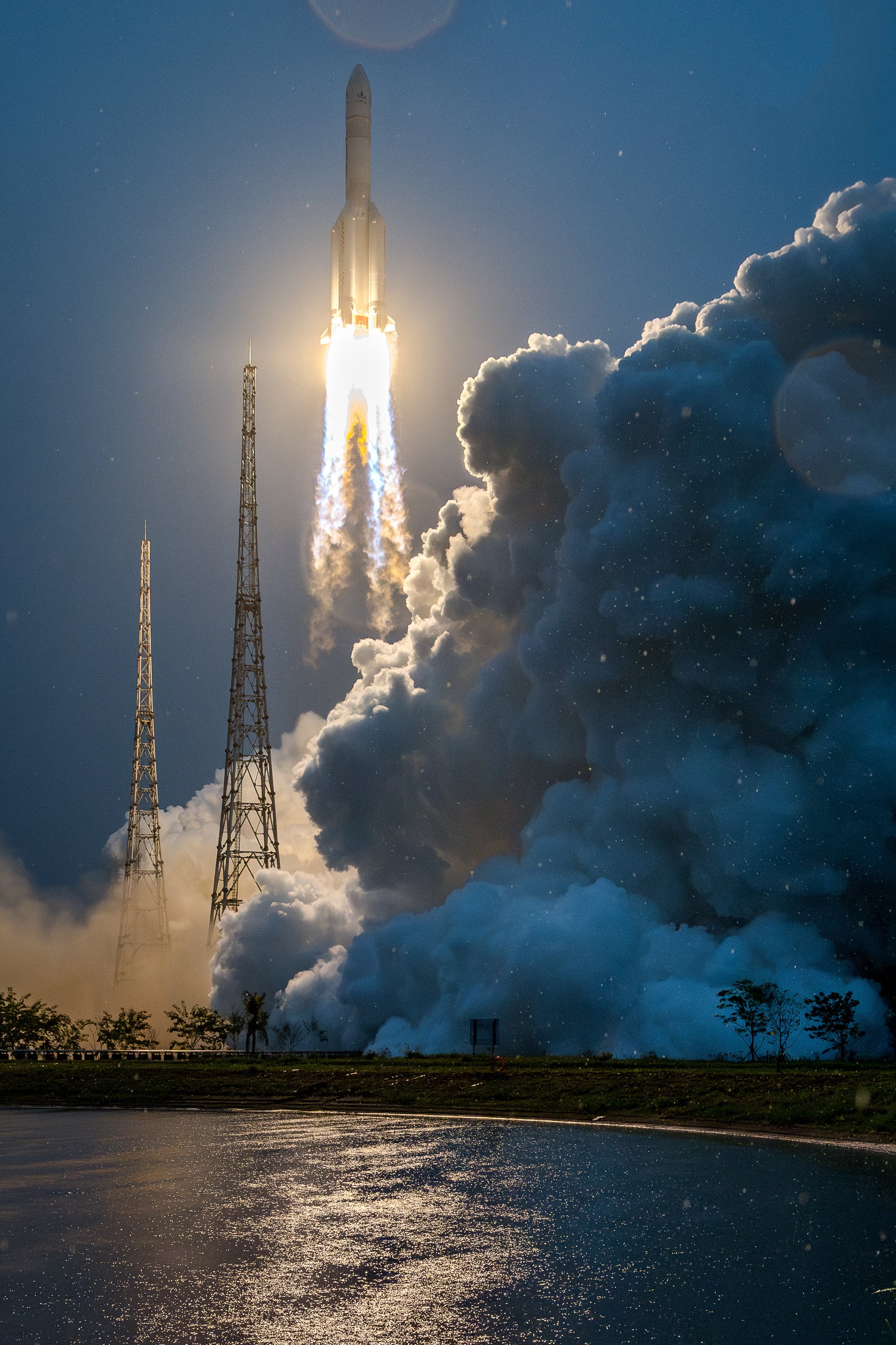 A Long March-5 rocket carrying the Chang’e-6 spacecraft blasts off from its launchpad in Hainan province, southern China, last May, bound for the far side of the moon. Photo: China National Space Administration 