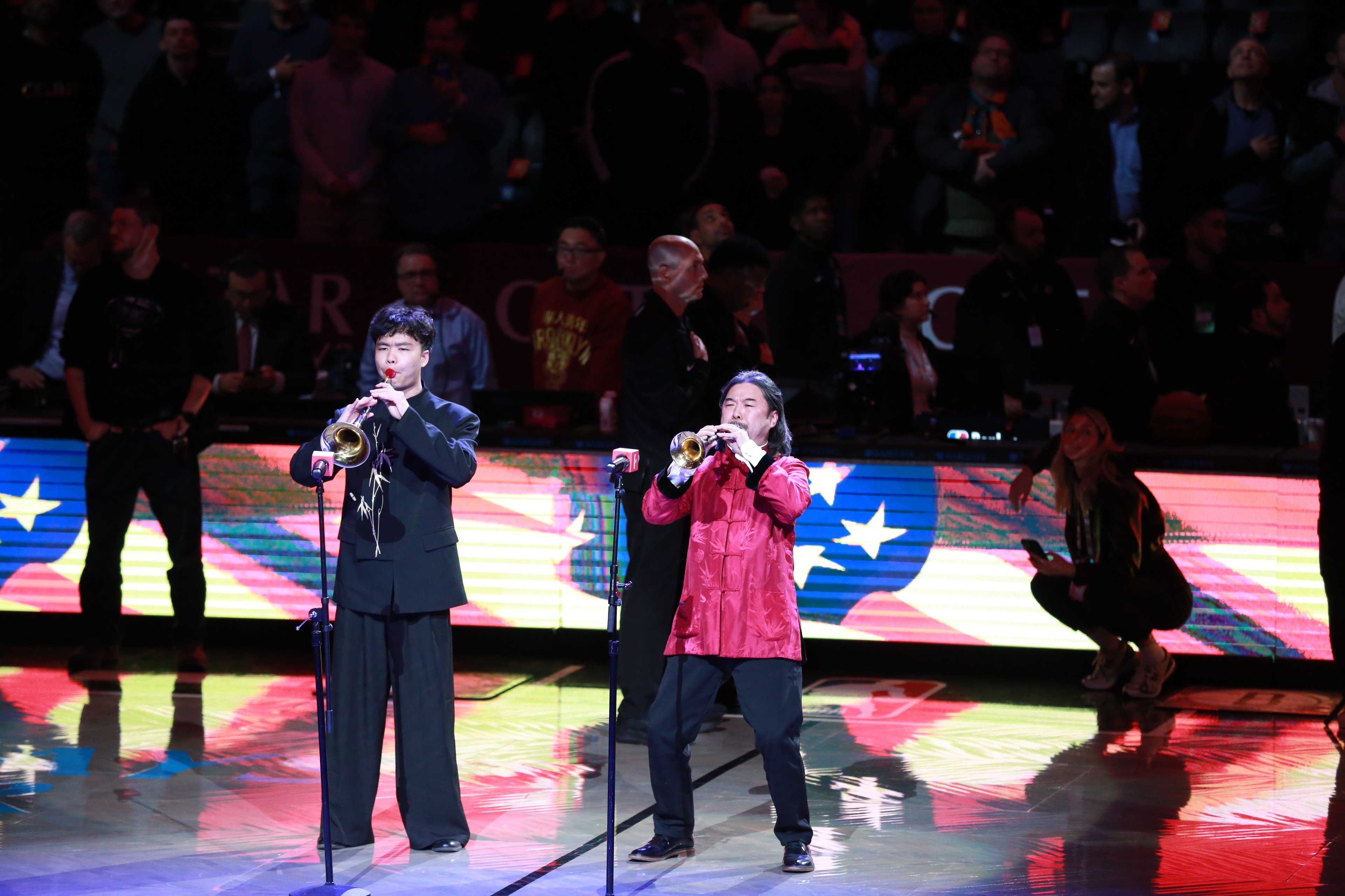 Guo Yazhi (right) and Andrew Chan perform at the Barclays Centre. Photo: Xinhua