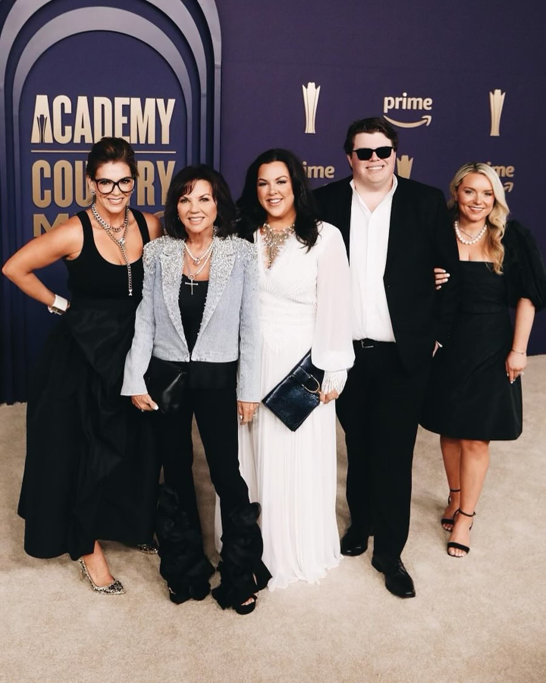 Who are late country star Toby Keith's daughters Krystal and Shelley? His  girls have honoured him several times over the past year, including with a  TV special featuring Jelly Roll and Carrie