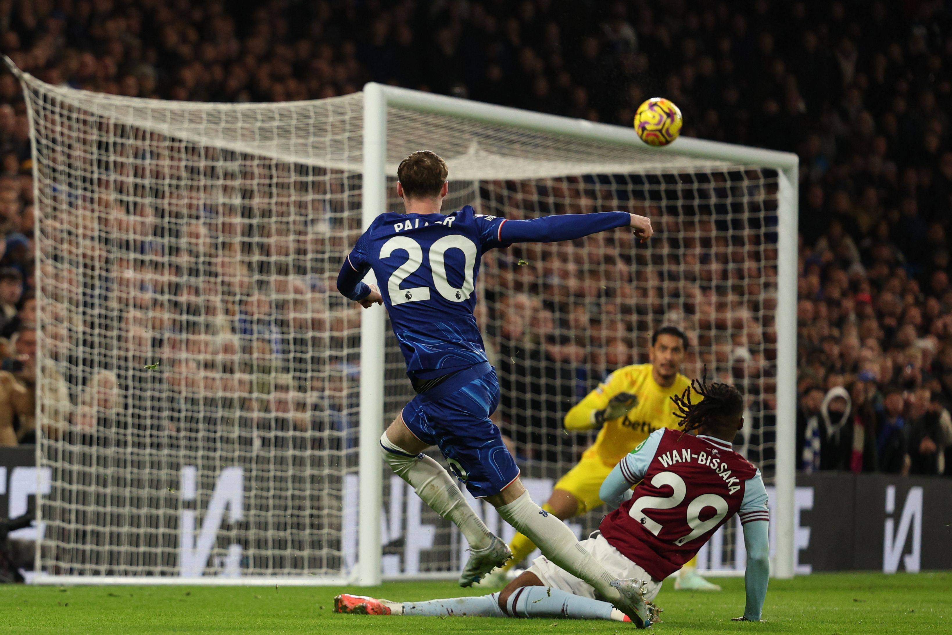 A lucky deflection from a Cole Palmer shot was the difference between Chelsea and West Ham. Photo: AFP