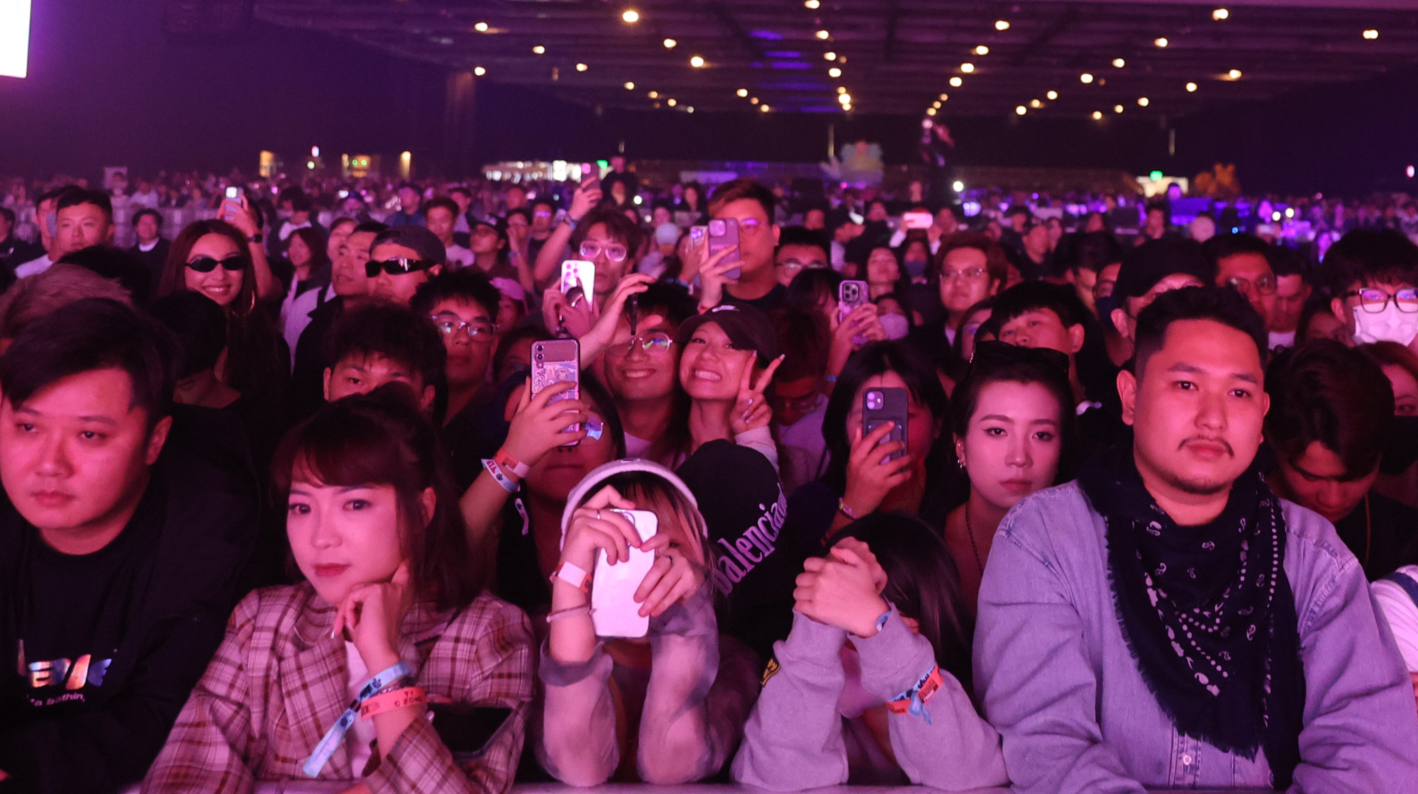 NJZ 香港 complexcon コンプセット 全員 新品未開封 dc0b960e-cde7-4552-83ec-