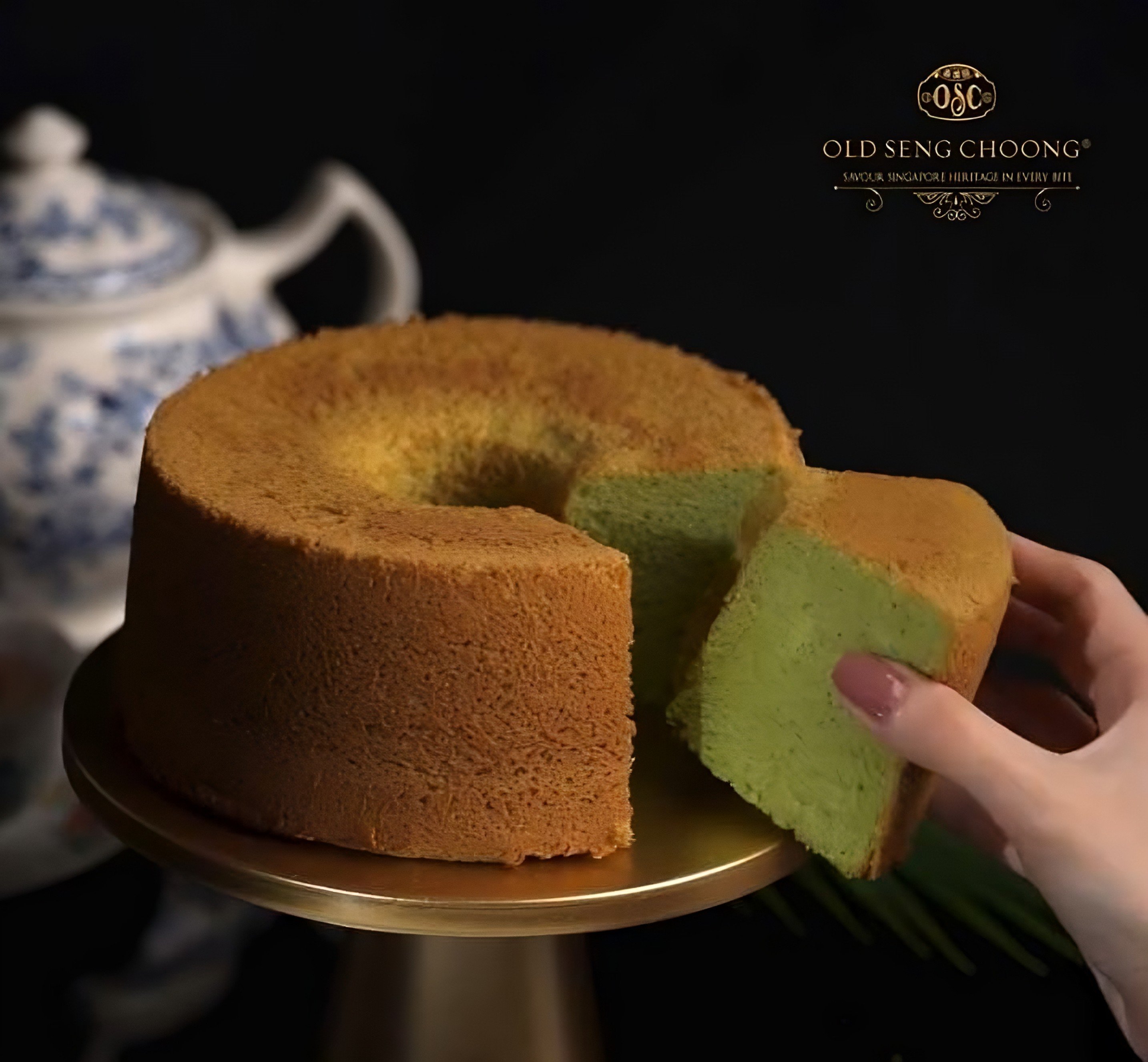 Pandan chiffon cake – a soft, fragrant masterpiece in a striking shade of green. Photo: Instagram