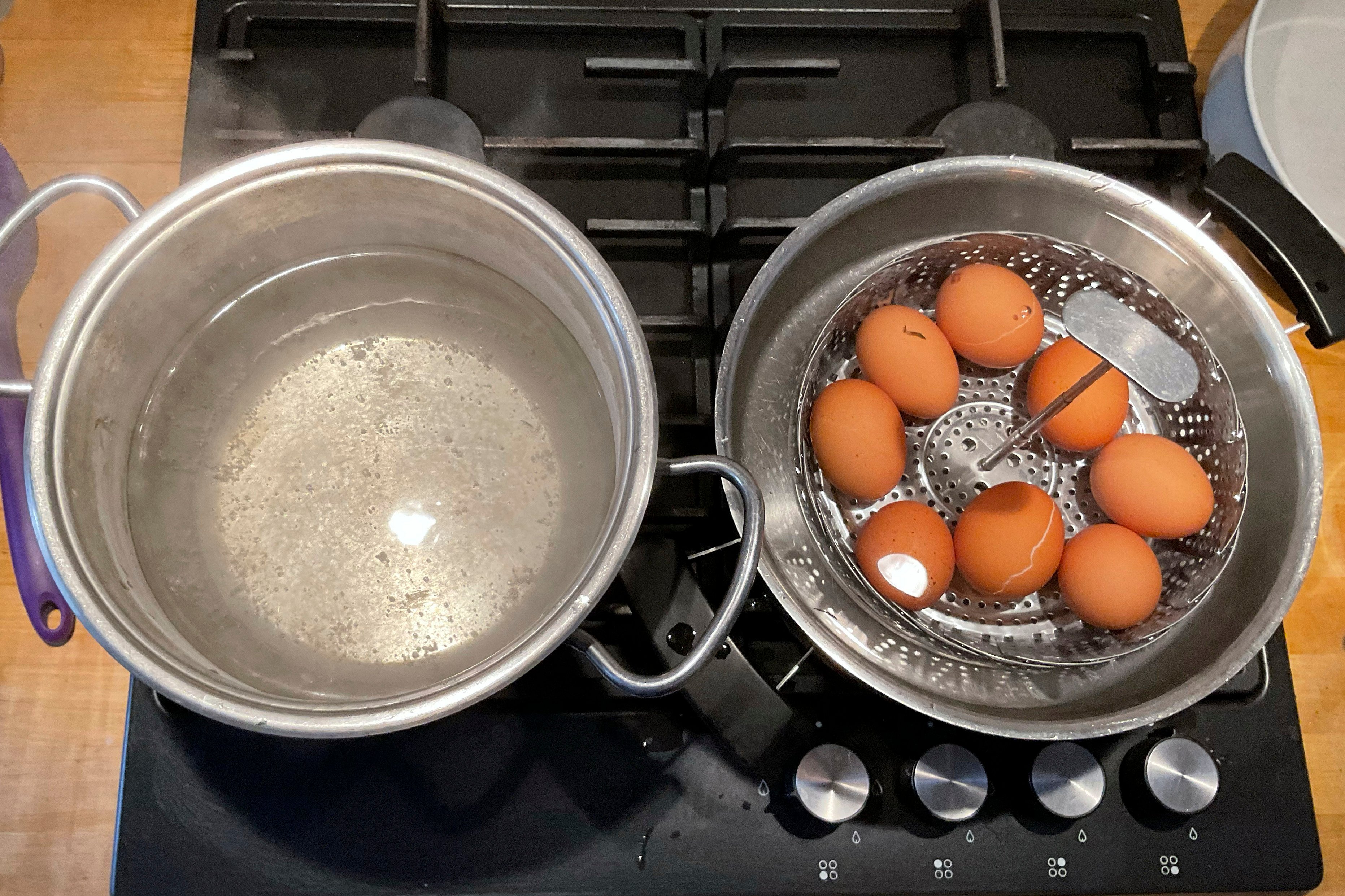 Italian polymer scientists’ method of cooking the perfect egg involves two pans with water at different temperatures, and 32 minutes cooking time.  Photo: AP