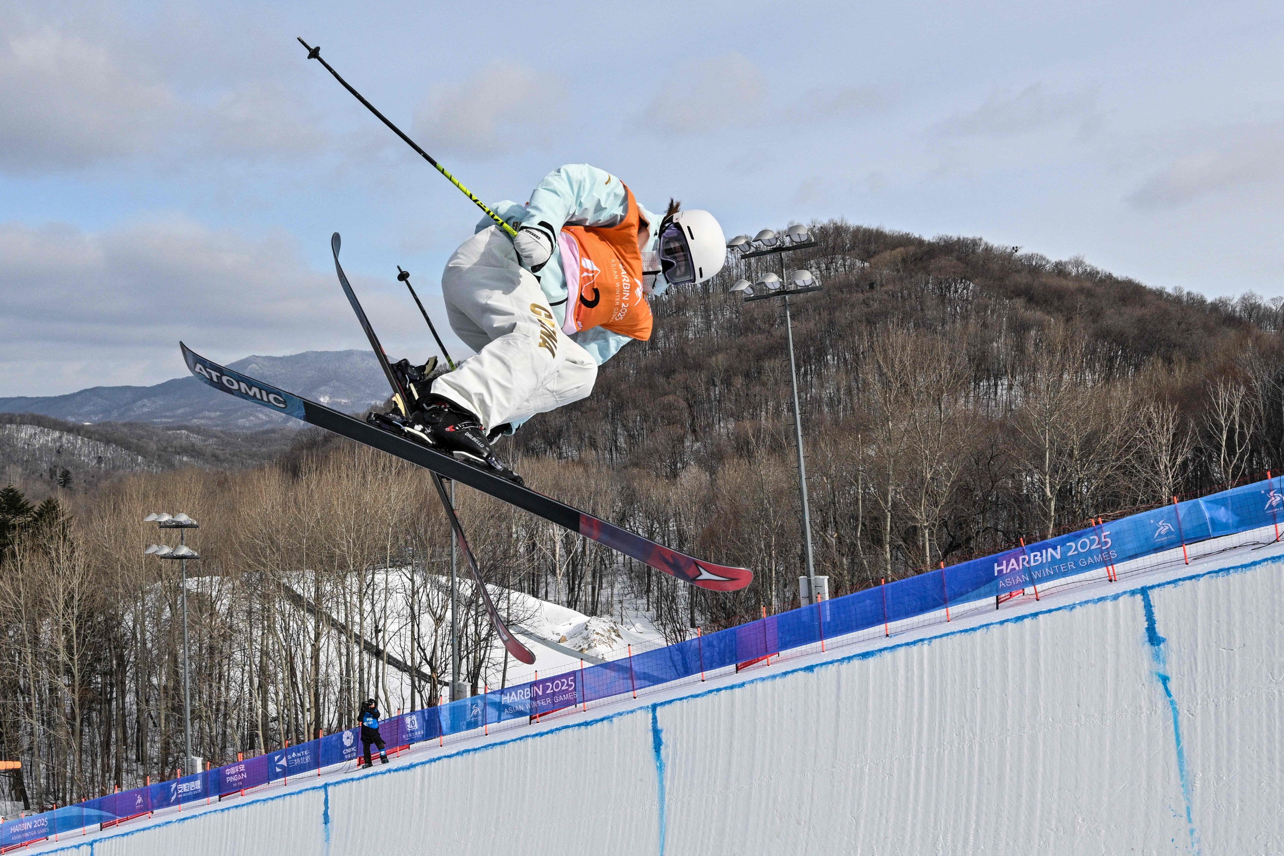 China’s Li Fanghui competes in the women’s freeski halfpipe final at the Asian Winter Games. Photo: AFP