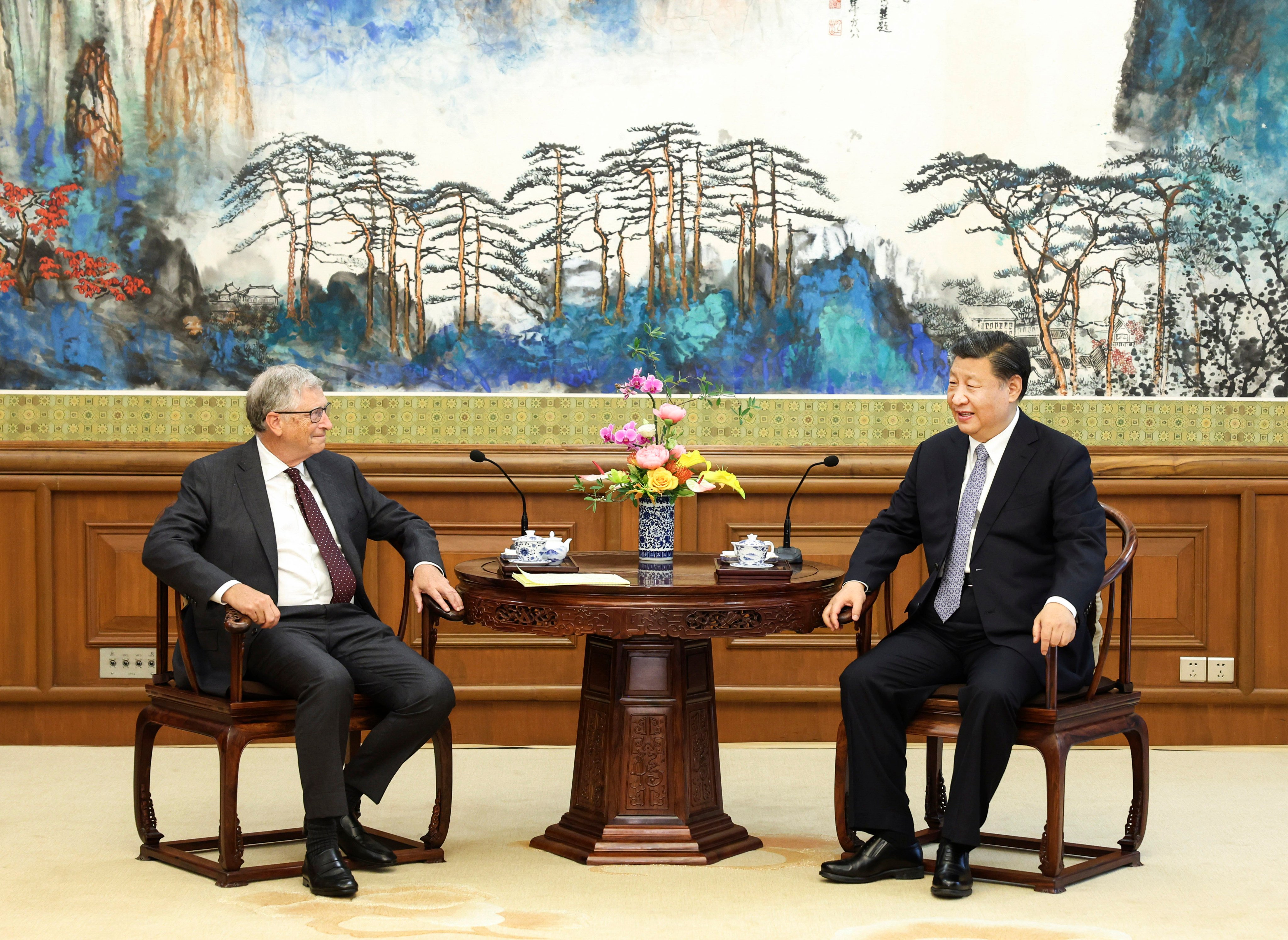 Bill Gates meets with President Xi Jinping in Beijing. China has approved a new action plan to attract more foreign investment amid an intensifying US-China trade war. Photo: AP