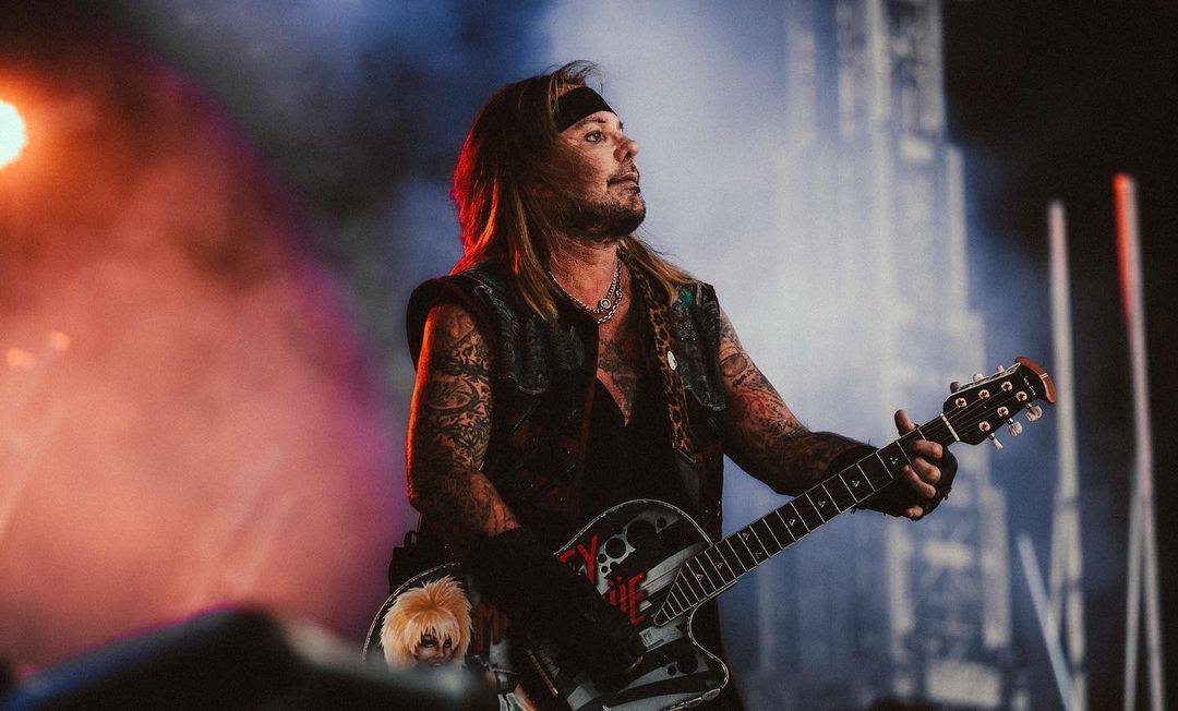 Mötley Crüe’s Vince Neil was not aboard his private jet when it crashed on February 10, but his girlfriend was. Photo: @thevinceneil/Instagram 