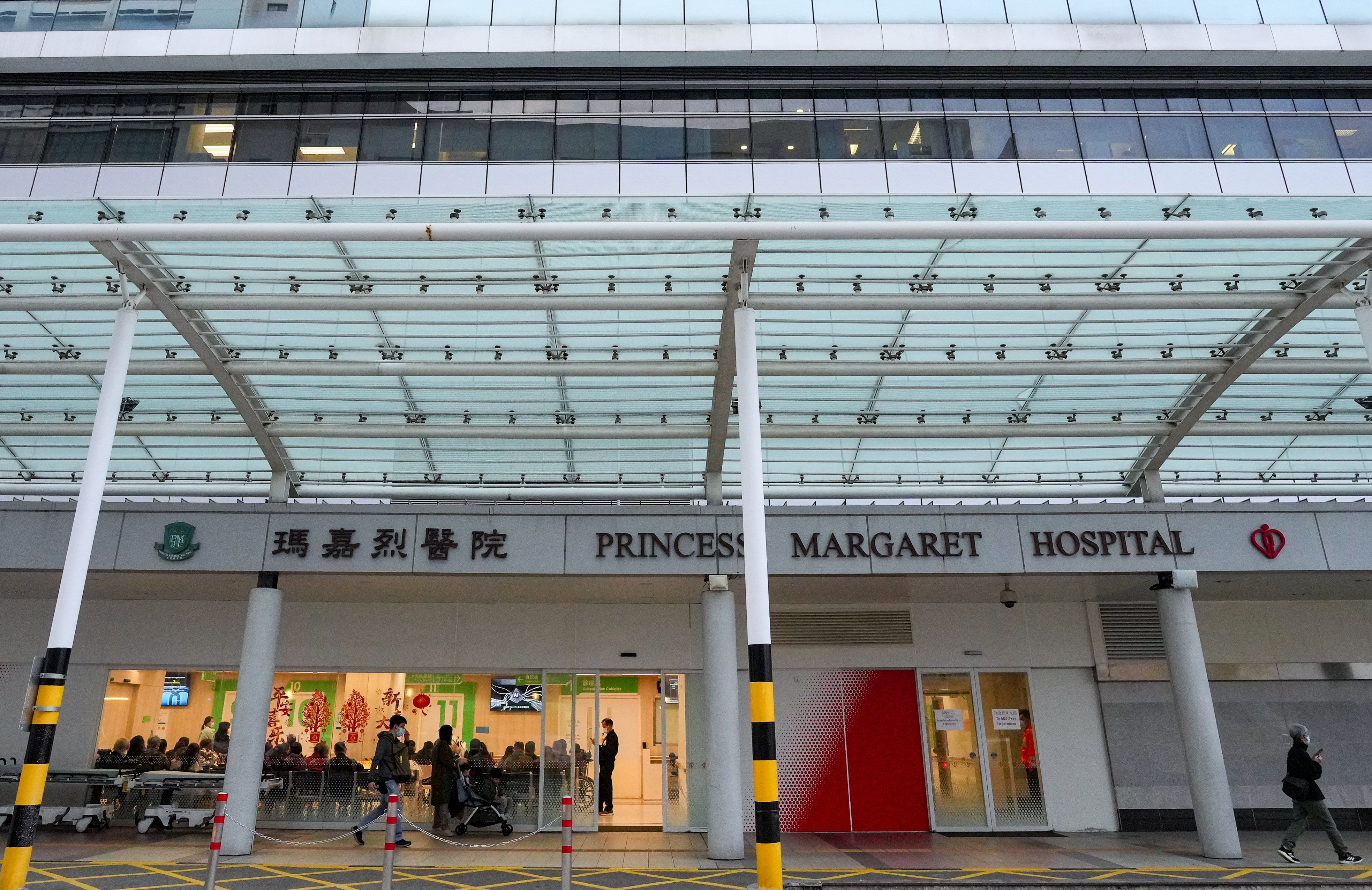 A memorial corner for the late doctor has been set up at Princess Margaret Hospital. Photo: May Tse
