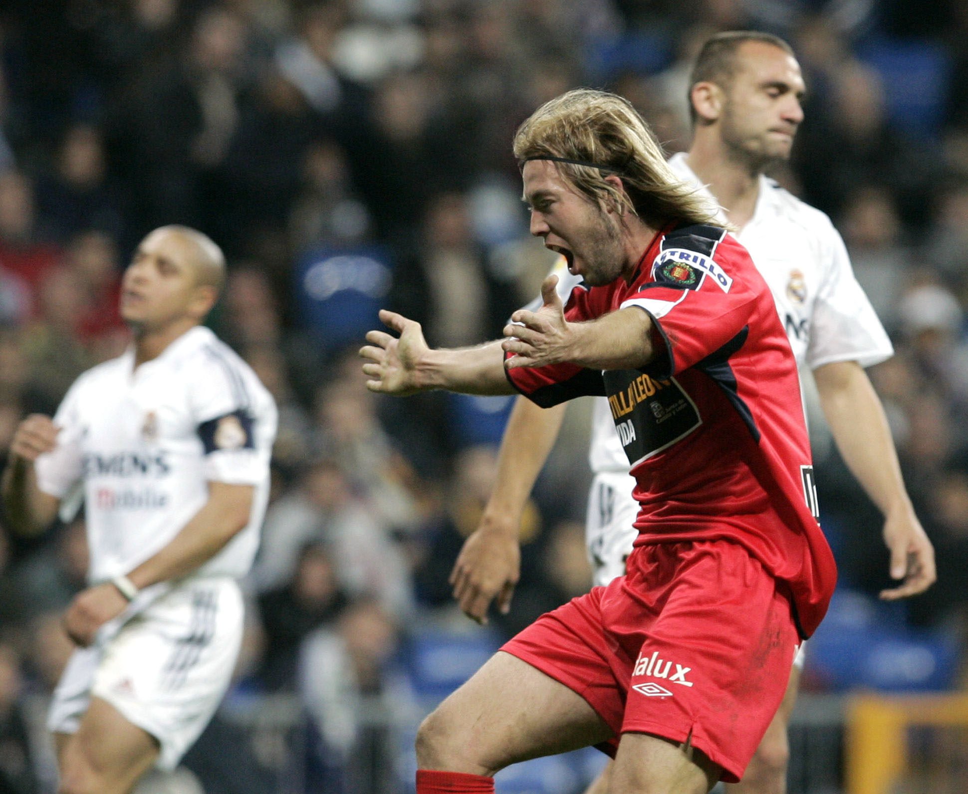 Roberto Losada celebrates Real Valladolid’s decisive goal at Real Madrid in a 2005 Spanish cup tie. Photo: AP