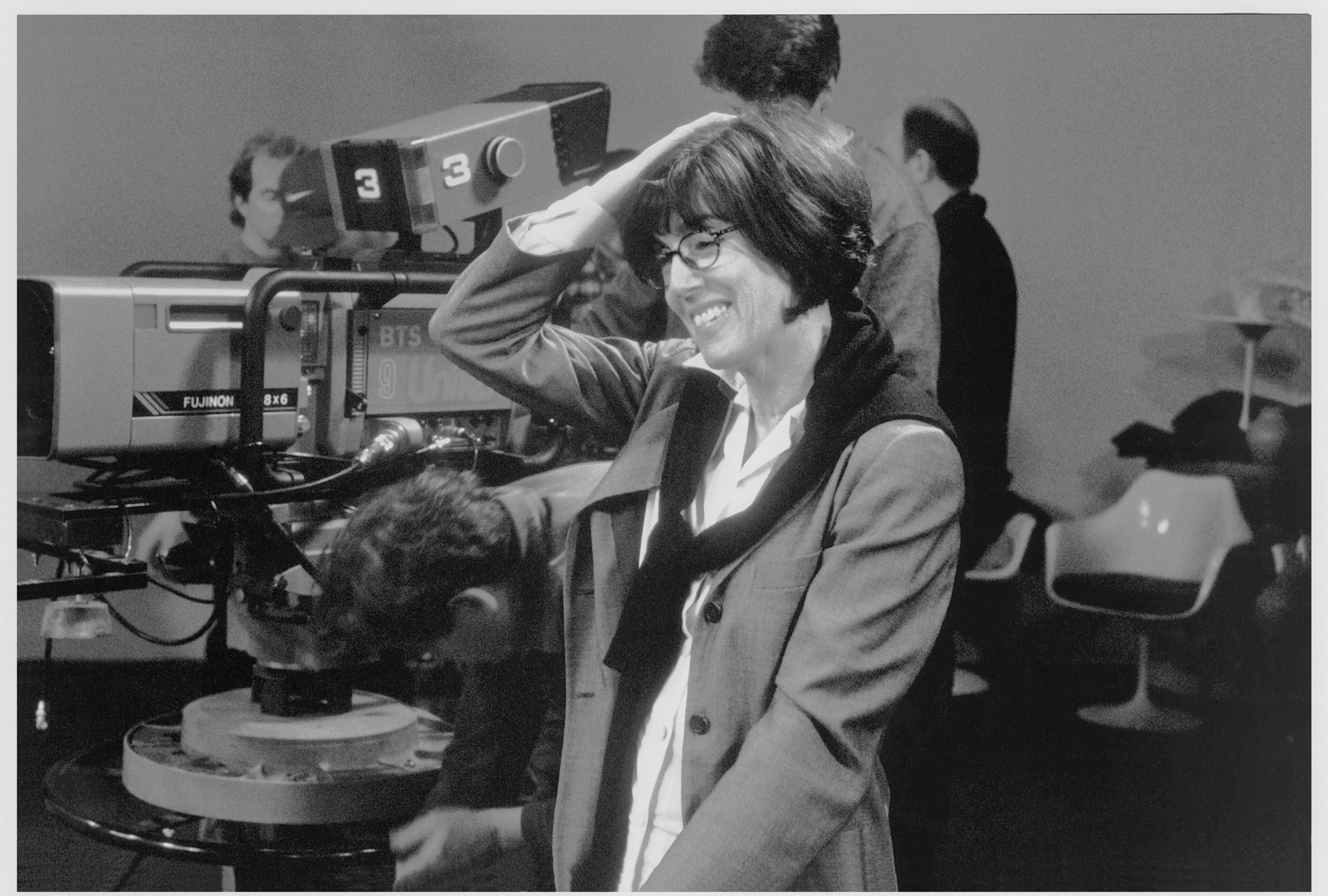 Director Nora Ephron on set in 2000. Photo: Courtesy of the Everett Collection