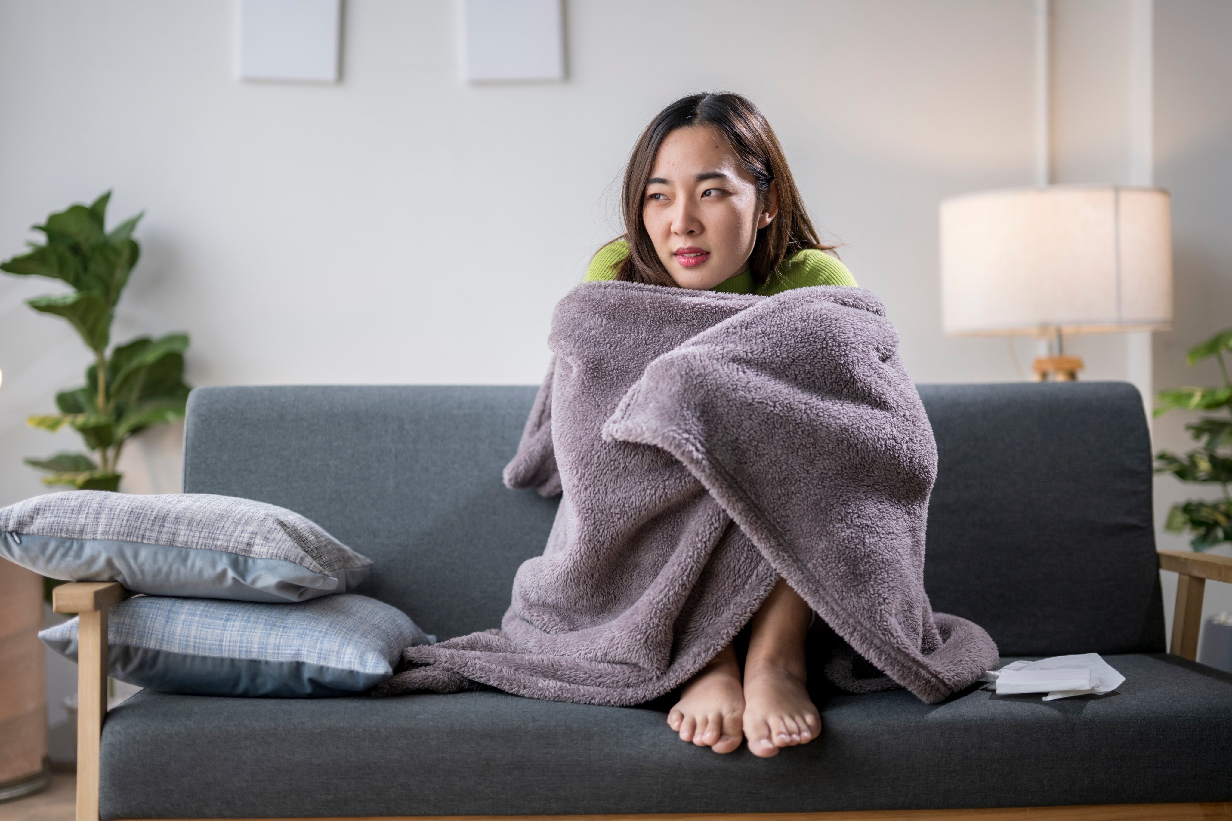 Women feel the cold more intensely than men, and the elderly feel it more than younger people. Photo: Shutterstock