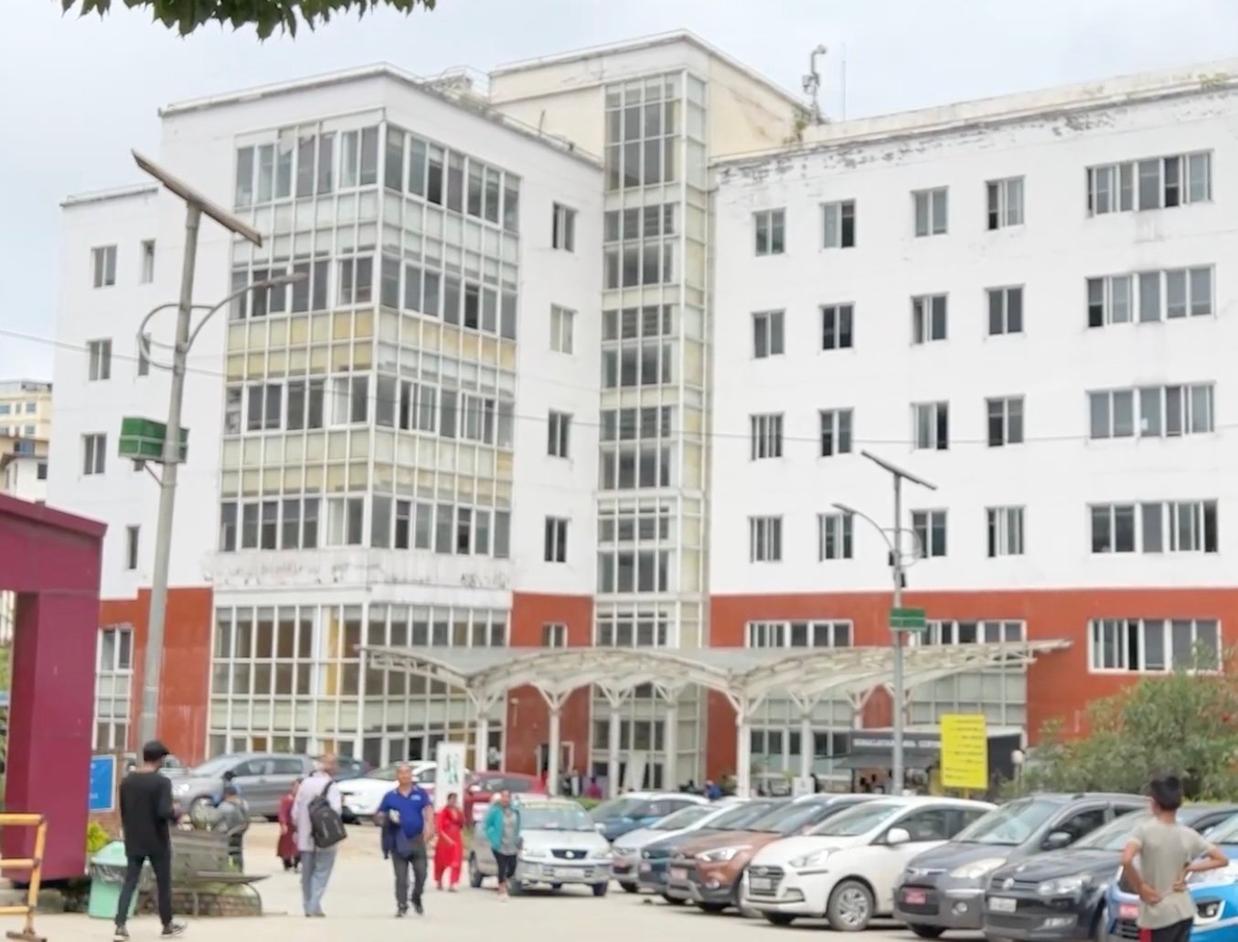 Dhulikhel Hospital’s out-patient department building in Nepal. Photo: YouTube/Unisys Global