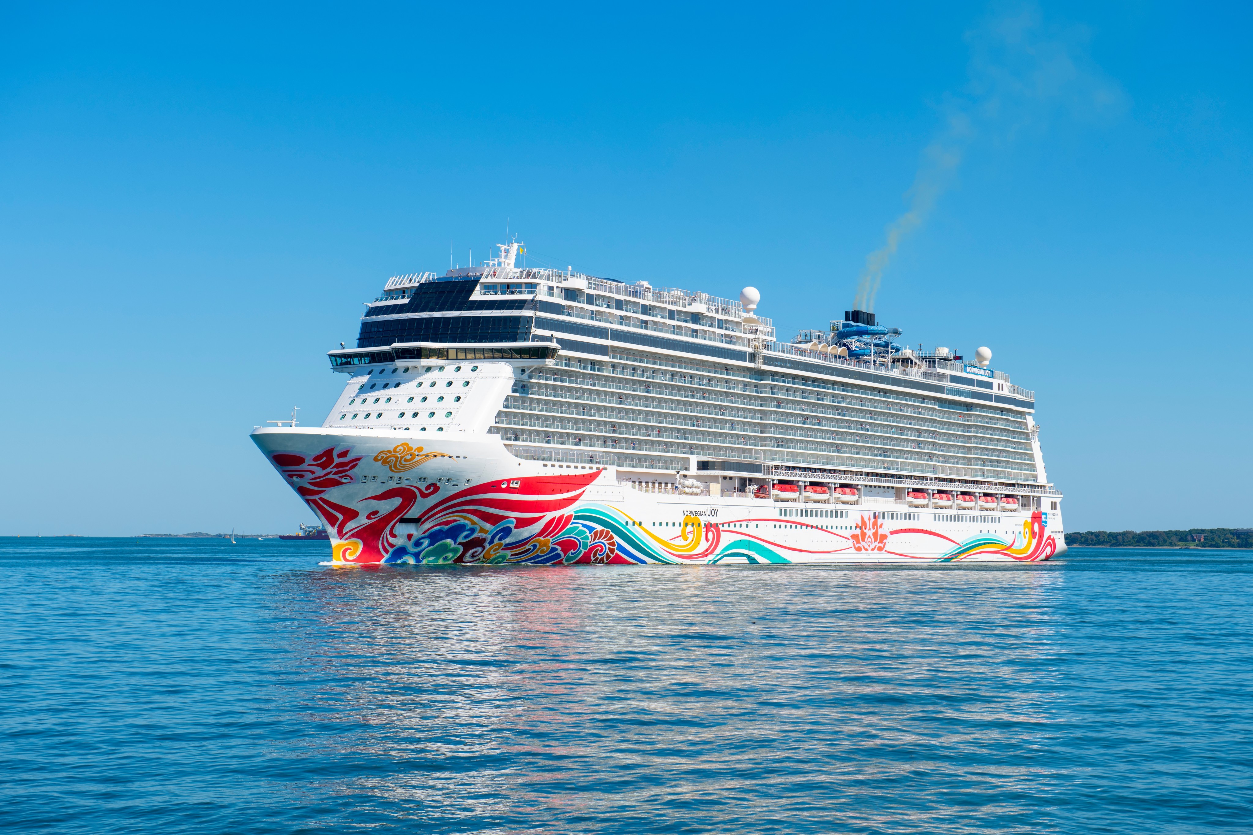 The Norwegian Joy operated by Norwegian Cruise Line will host a four-night cruise from the US to the Bahamas in 2026 featuring true-crime podcasts hosts and billed as an immersive mystery experience. Photo: Shutterstock