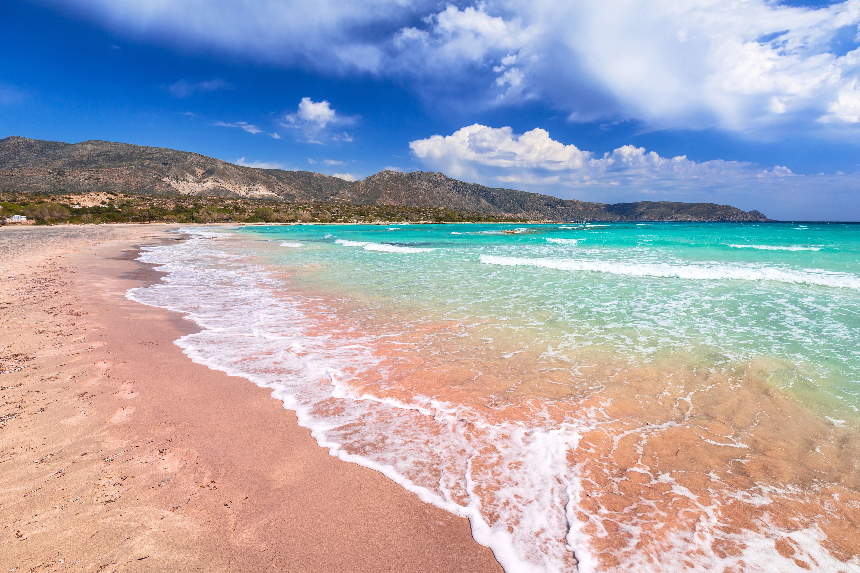 Elafonissi on the Greek island of Crete has been named the world’s best beach in 2025, but seismic activity in nearby Santorini might keep tourists away. Photo: TNS