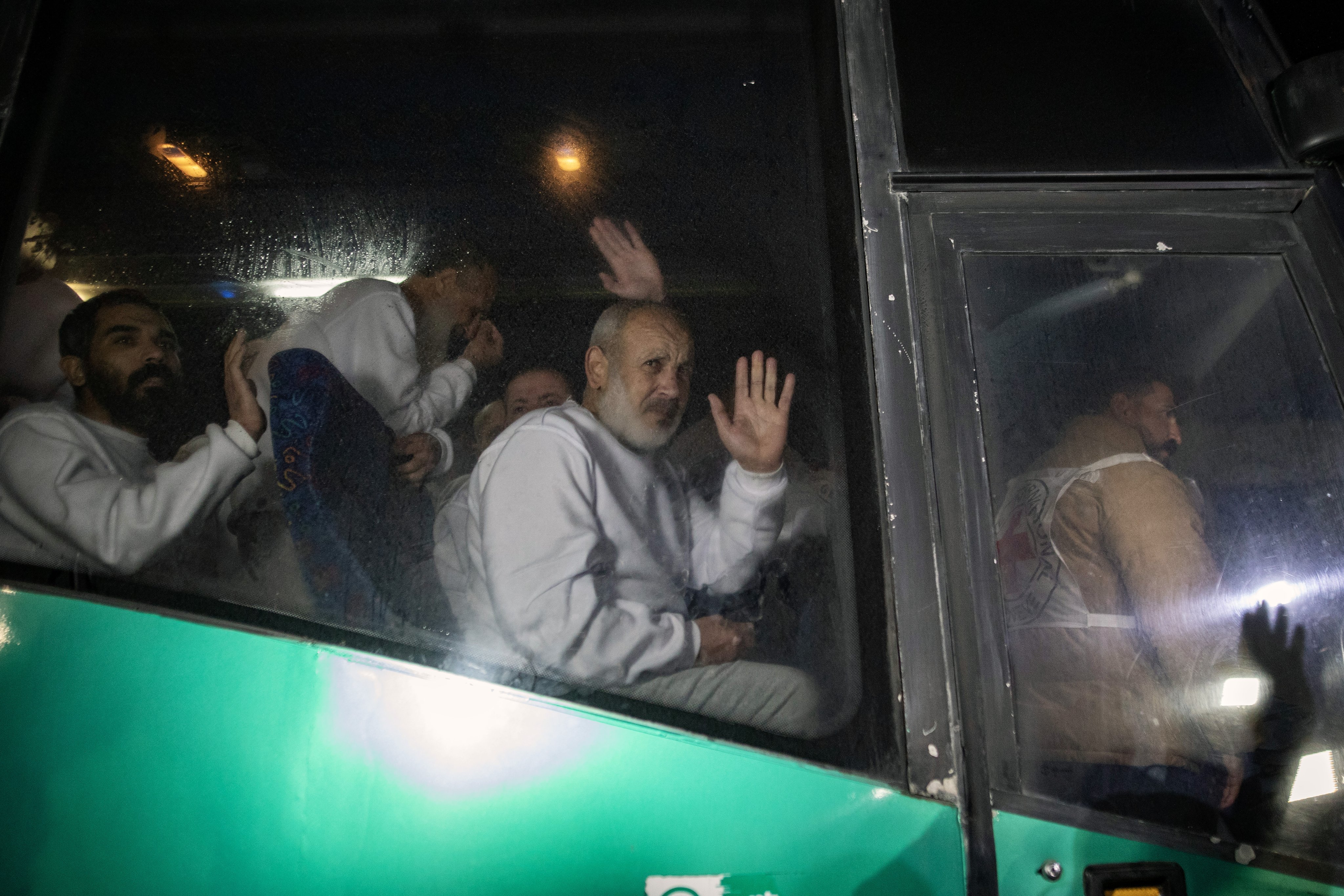 Freed Palestinian prisoners arrive in Khan Younis, southern Gaza Strip. Photo: EPA-EFE