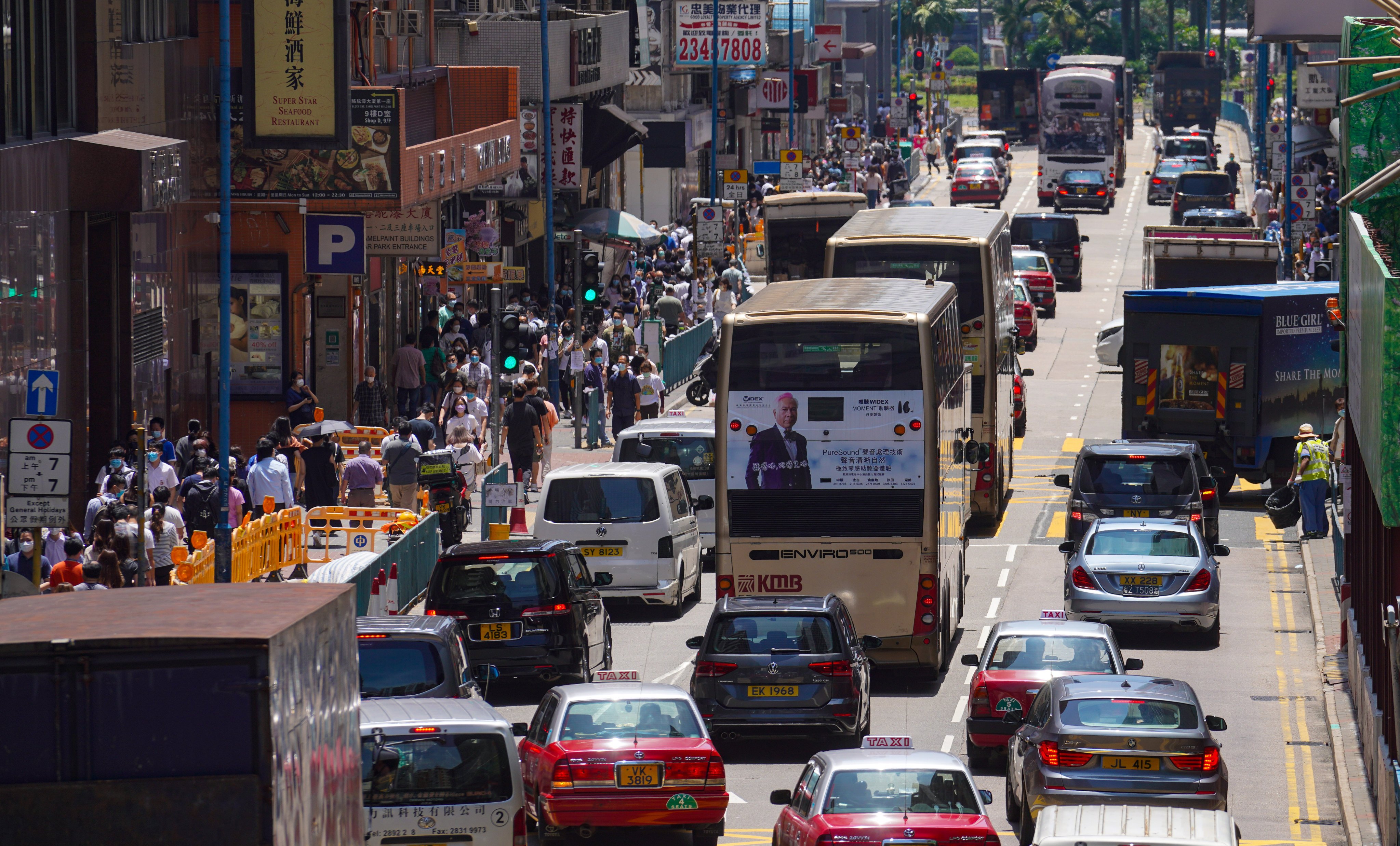 Eleven sets of CCTV cameras have been installed in Kwun Tong. Photo: Winson Wong