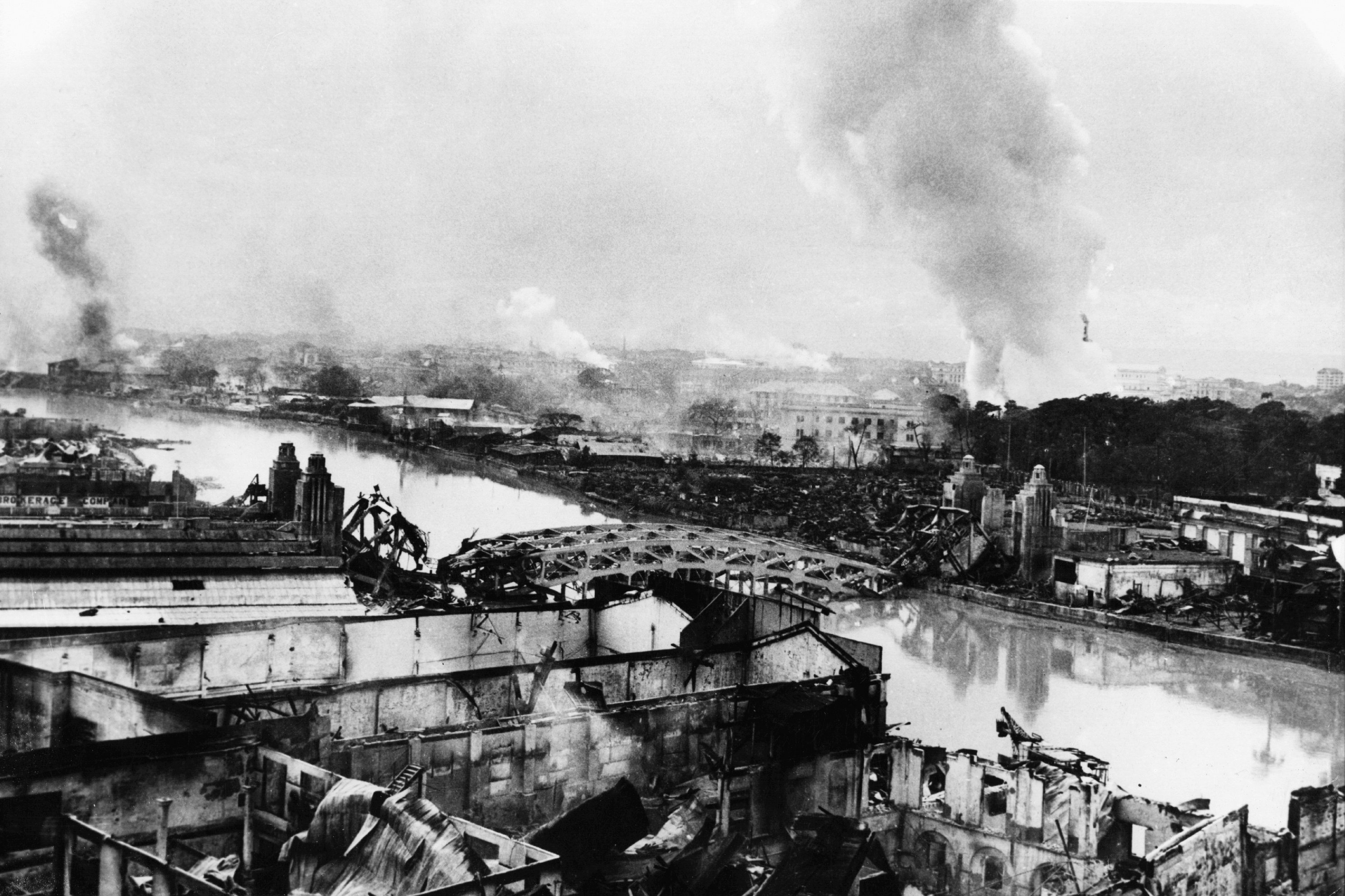 During Manila’s liberation from the Japanese by American and Filipino forces in World War II, the Japanese destroyed most of the city south of the Pasig River. Photo: Corbis via Getty Images