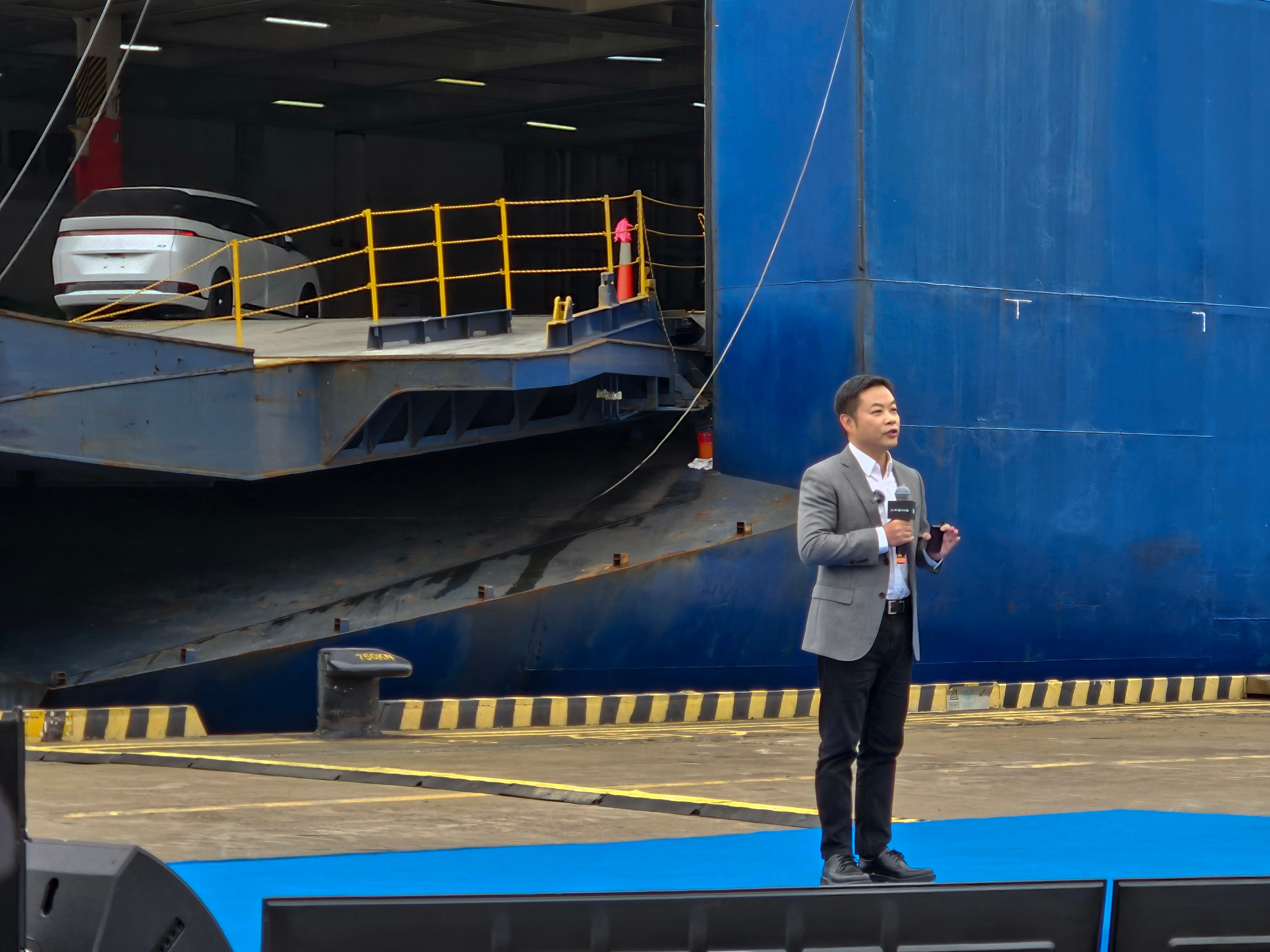 He Xiaopeng, chairman and CEO of Xpeng, kicks off global shipments of the X9 in Guangzhou, Guangdong province on February 22, 2025. Photo: Coco Feng